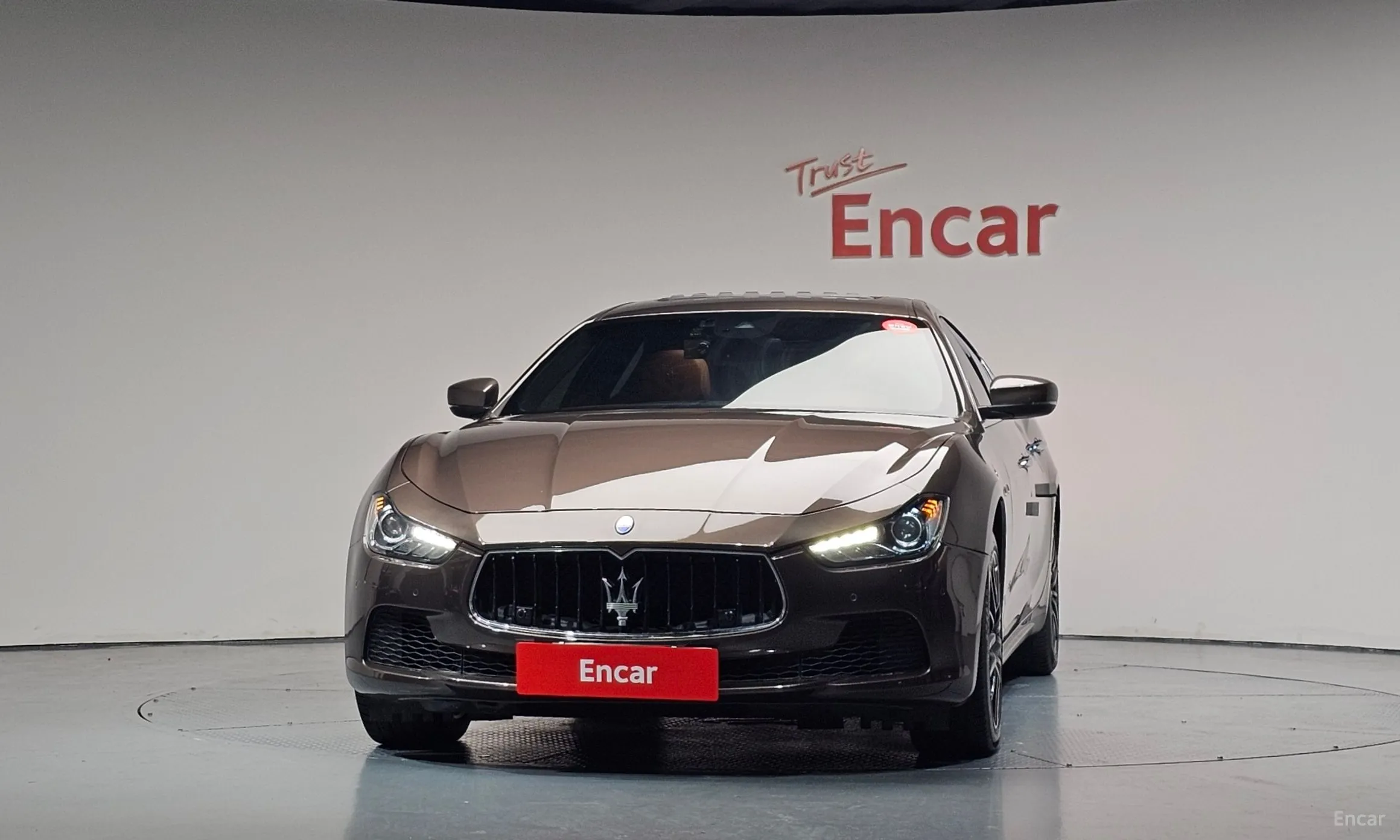 Maserati Ghibli превью 3
