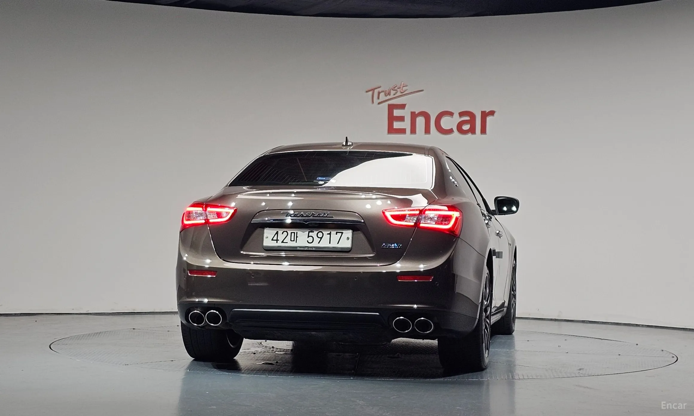 Maserati Ghibli превью 4