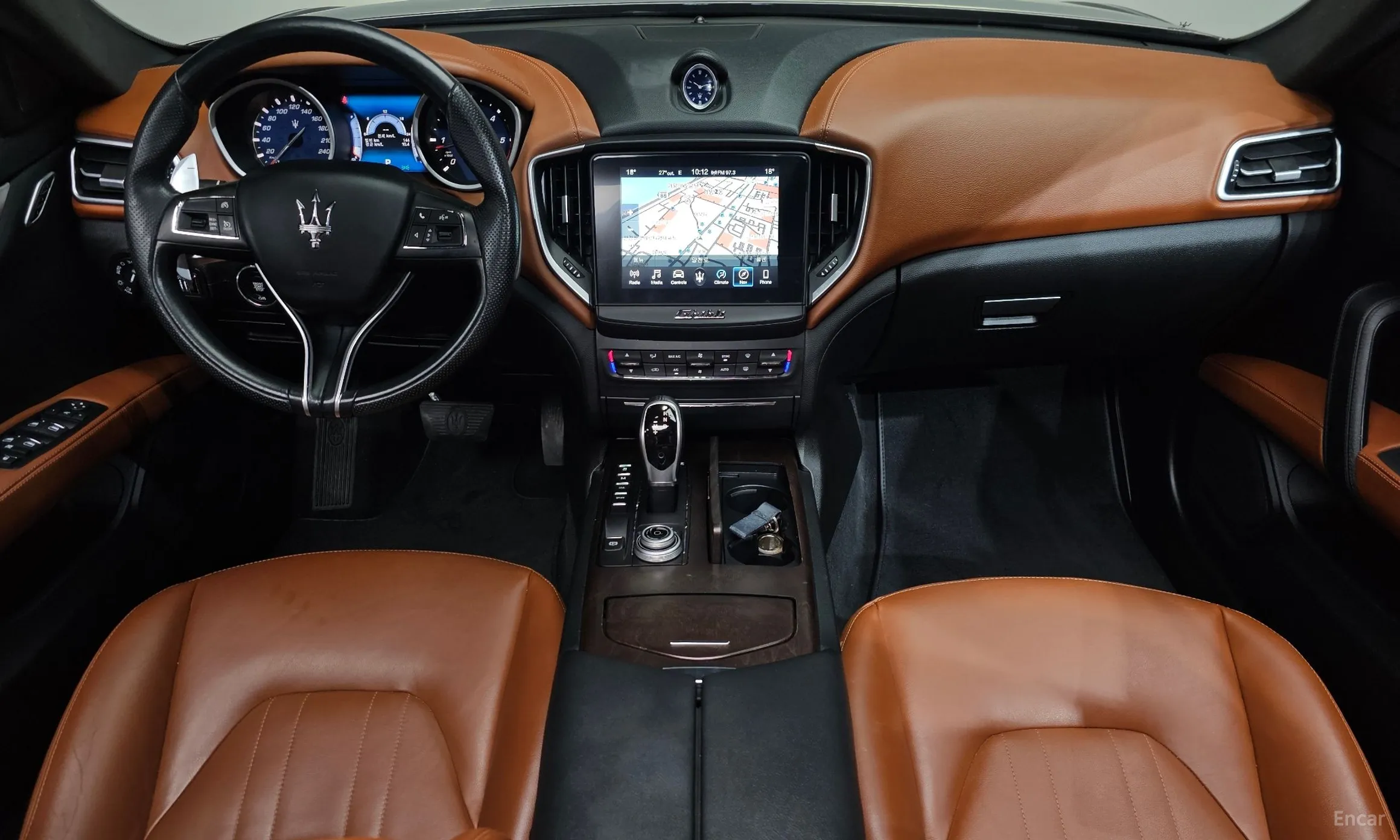 Maserati Ghibli превью 7