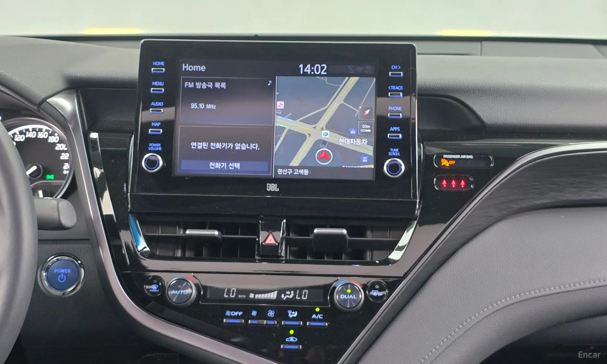 Toyota Camry (XV70) превью 14