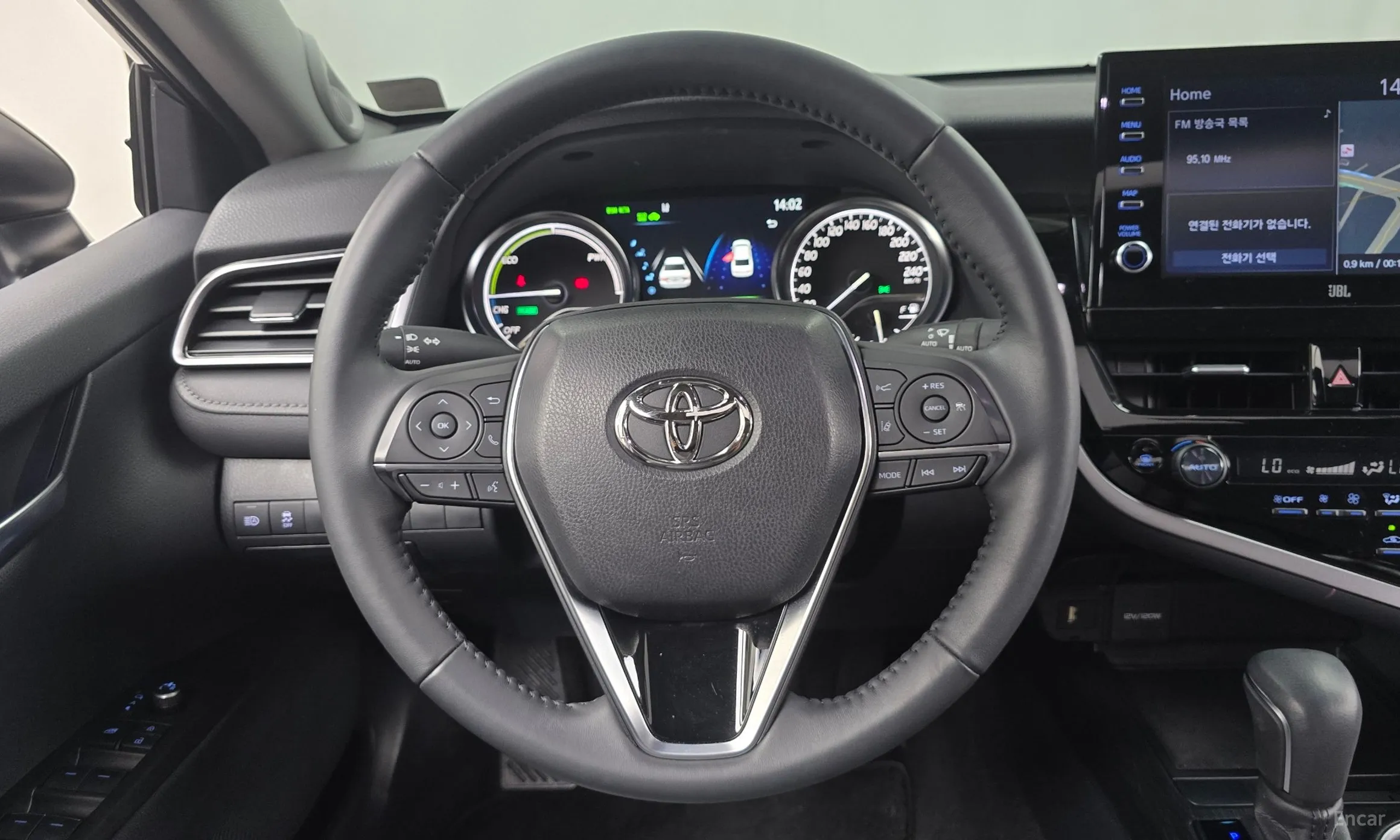 Toyota Camry (XV70) превью 15