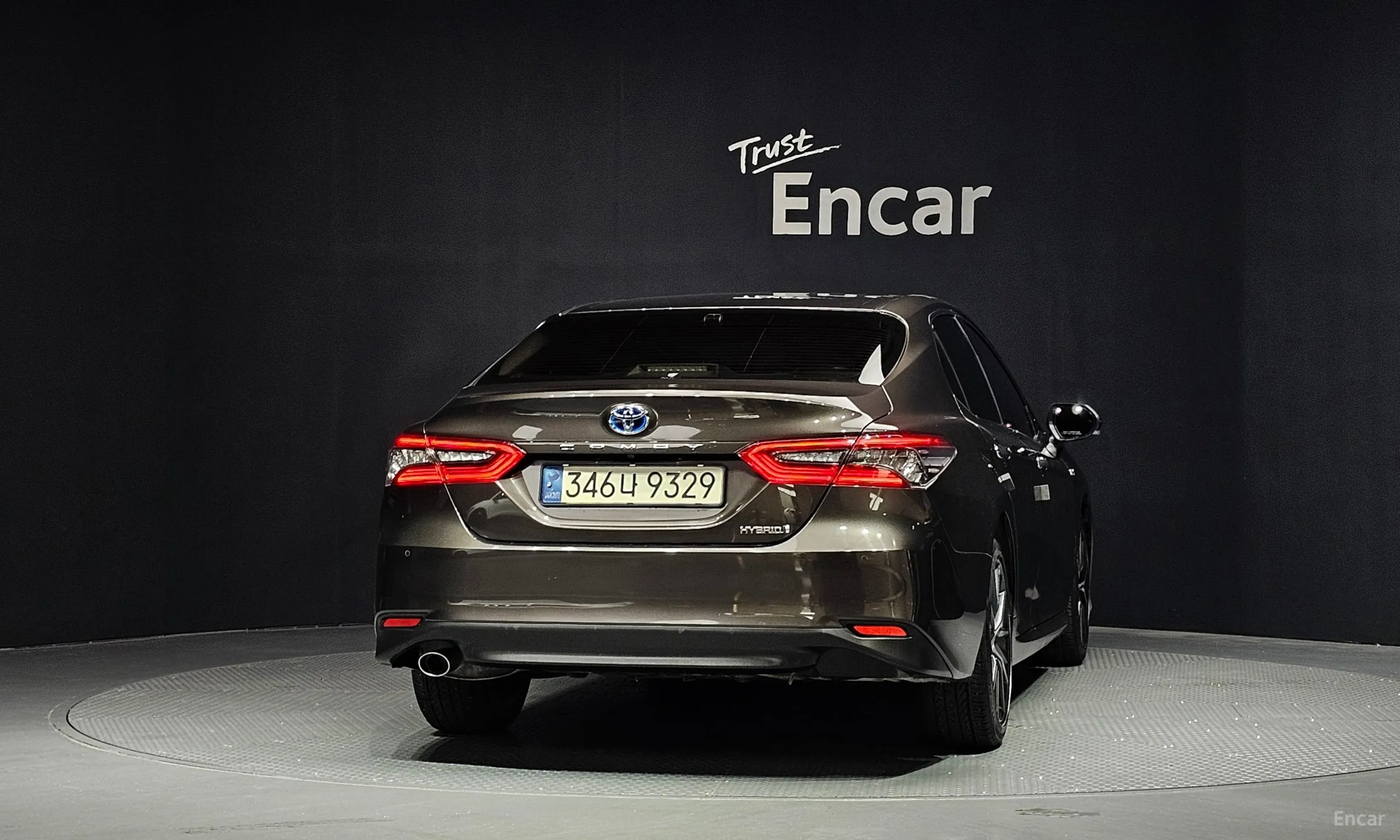 Toyota Camry (XV70) превью 4