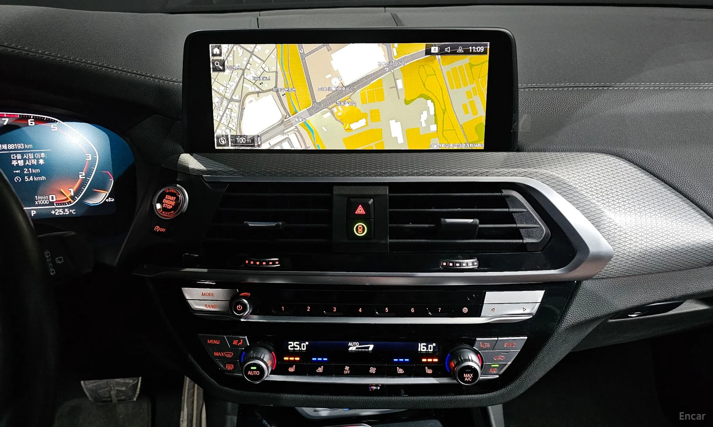 BMW X3 (G01) превью 15
