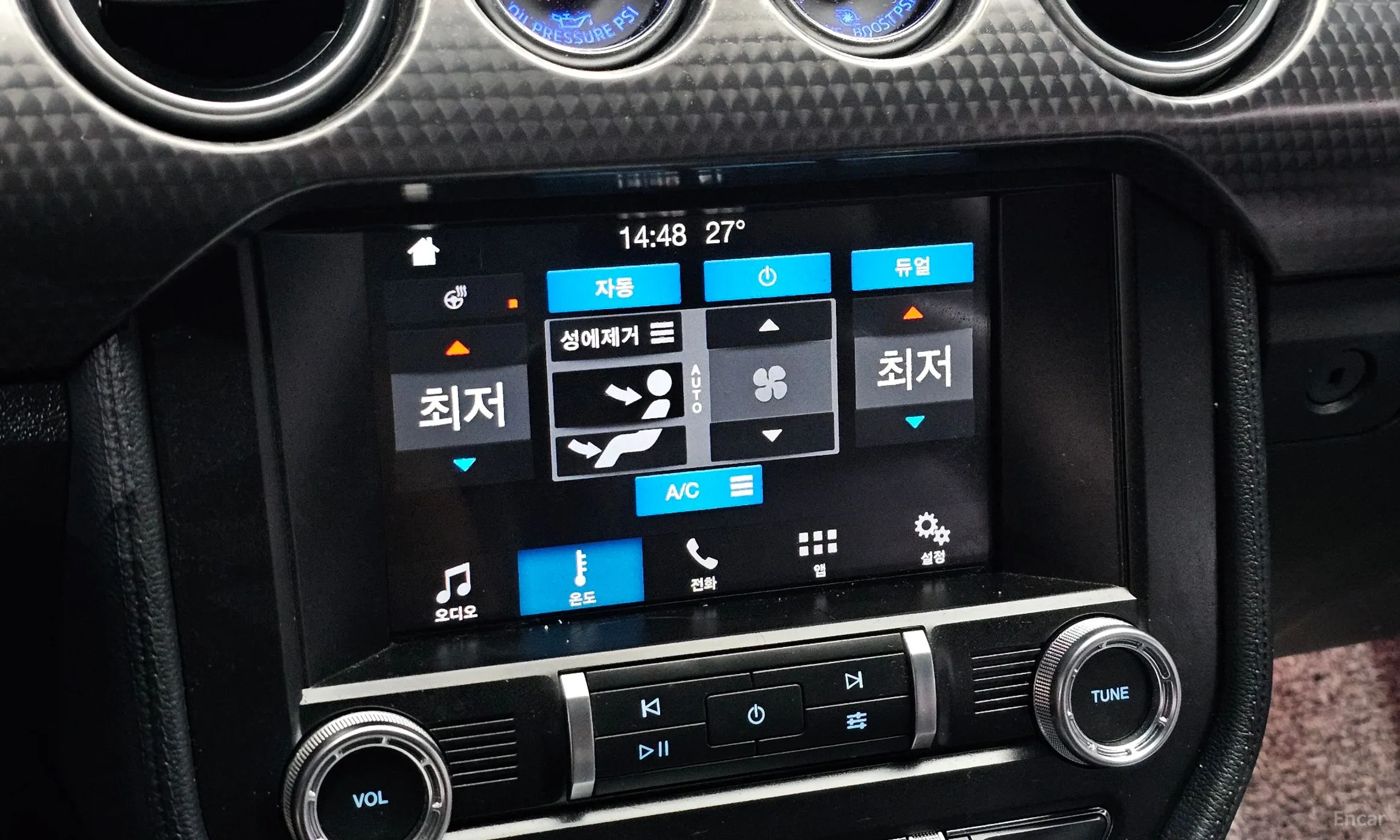 Ford Mustang превью 19