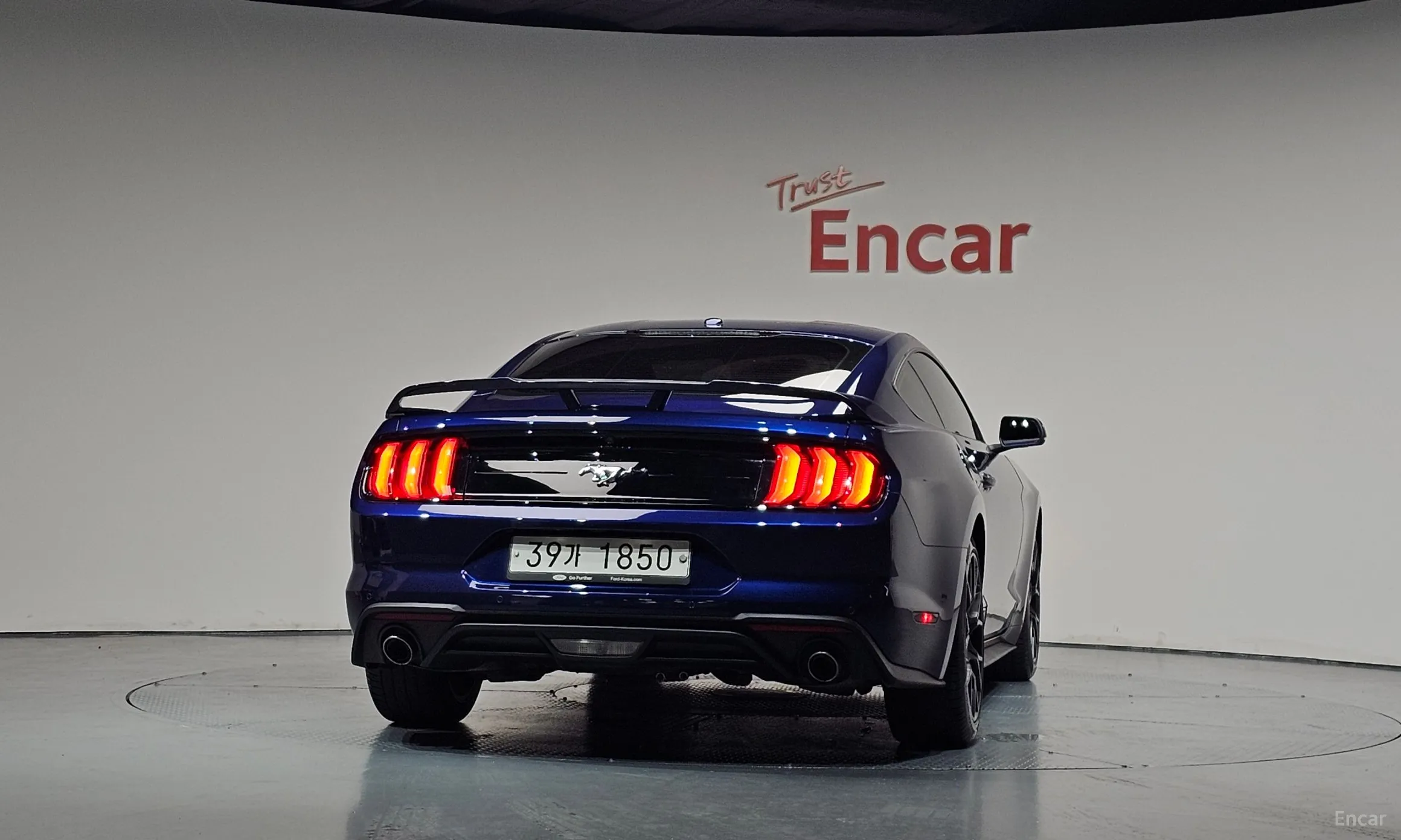 Ford Mustang превью 4