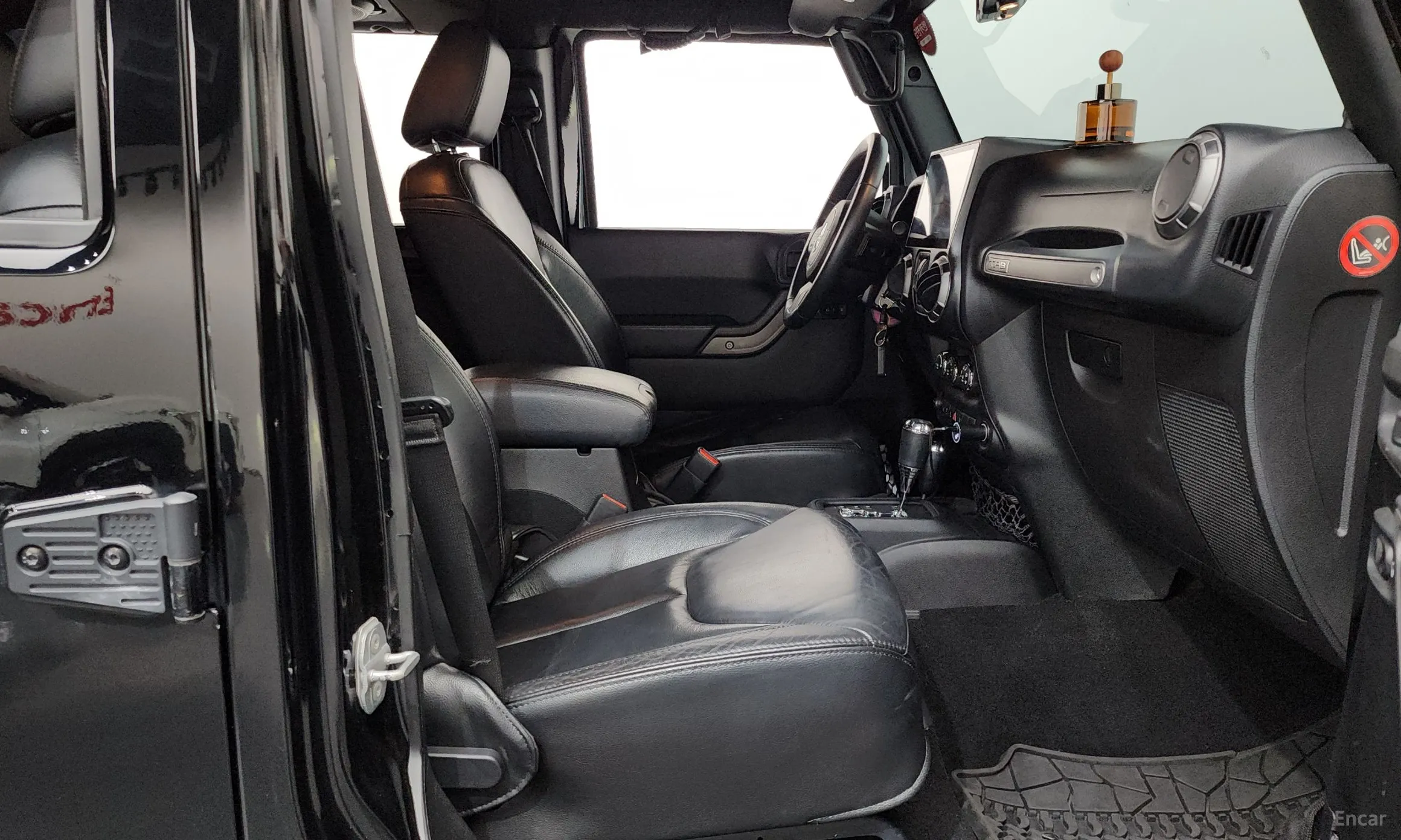 Jeep Wrangler (JK) превью 11