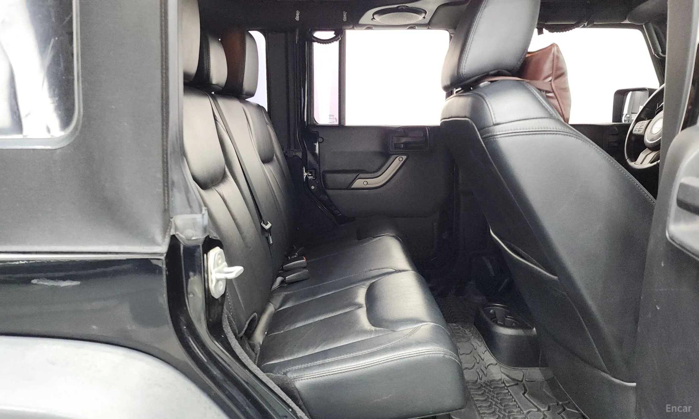 Jeep Wrangler (JK) превью 12