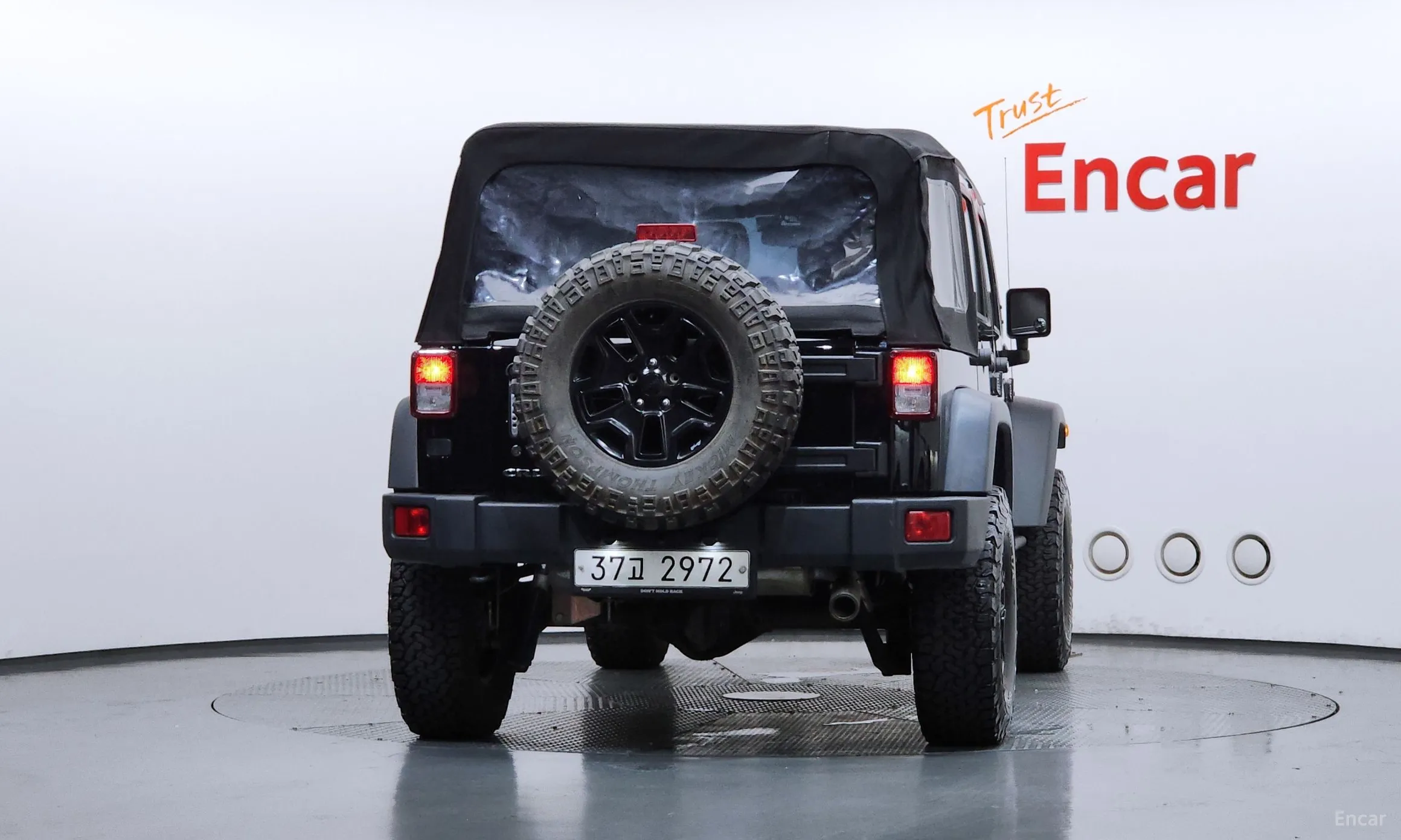 Jeep Wrangler (JK) превью 4