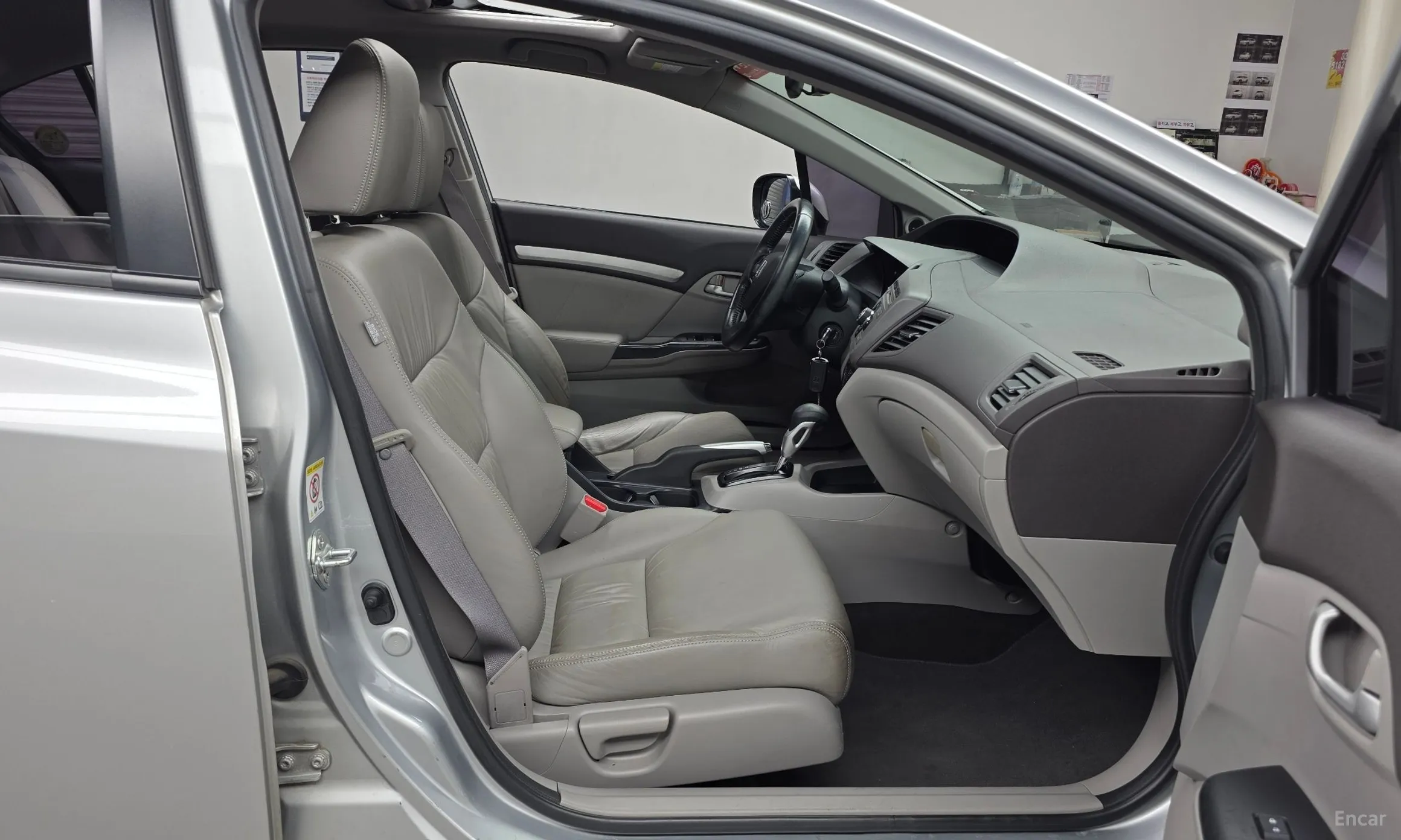 Honda Civic превью 11
