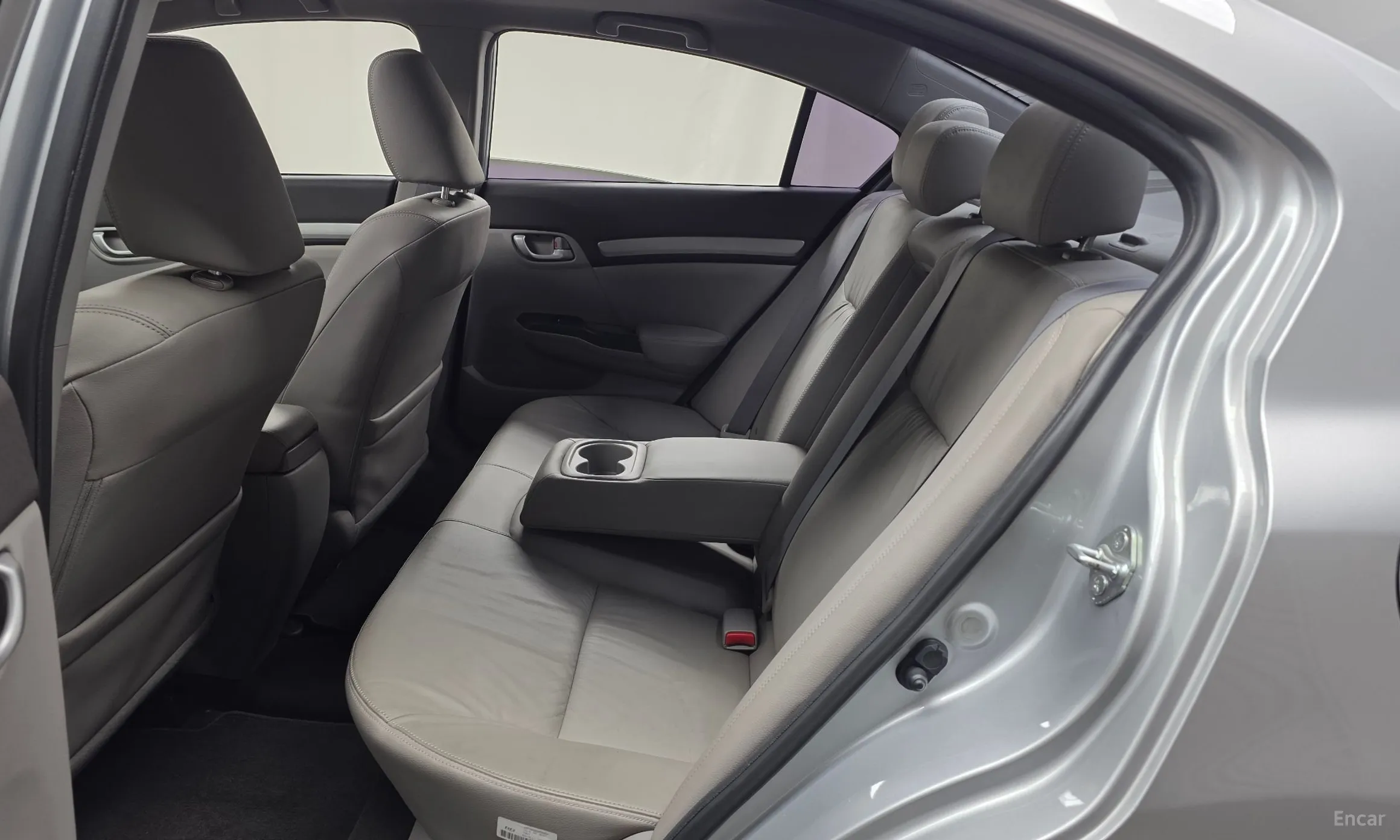 Honda Civic превью 12