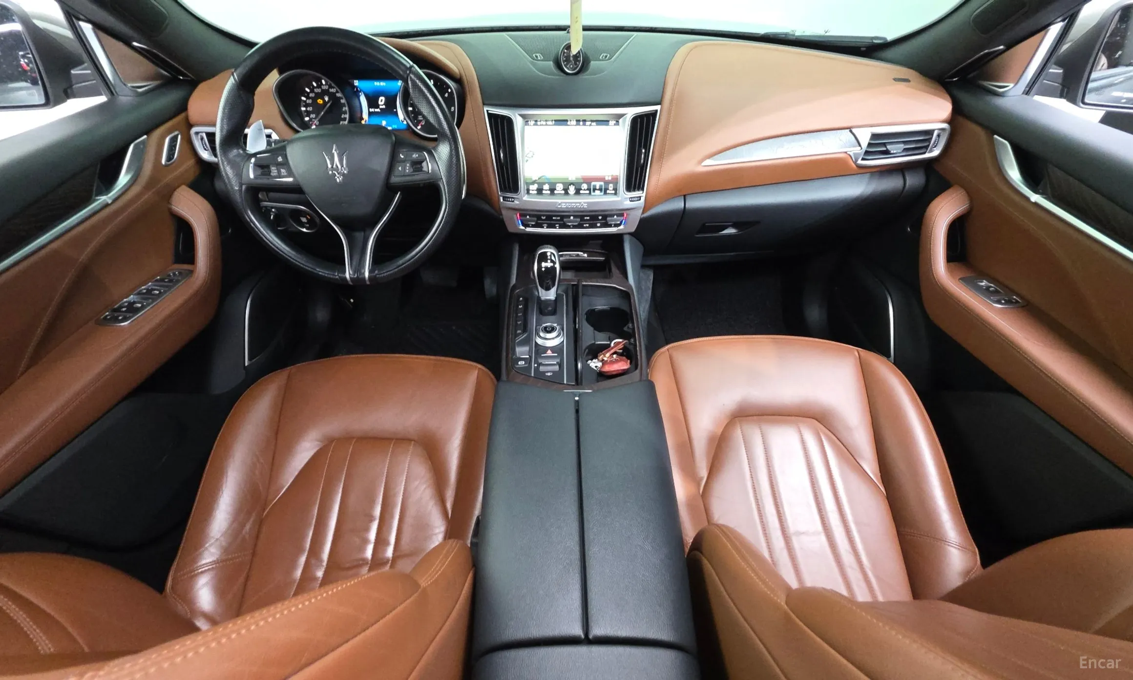 Maserati Levante превью 7