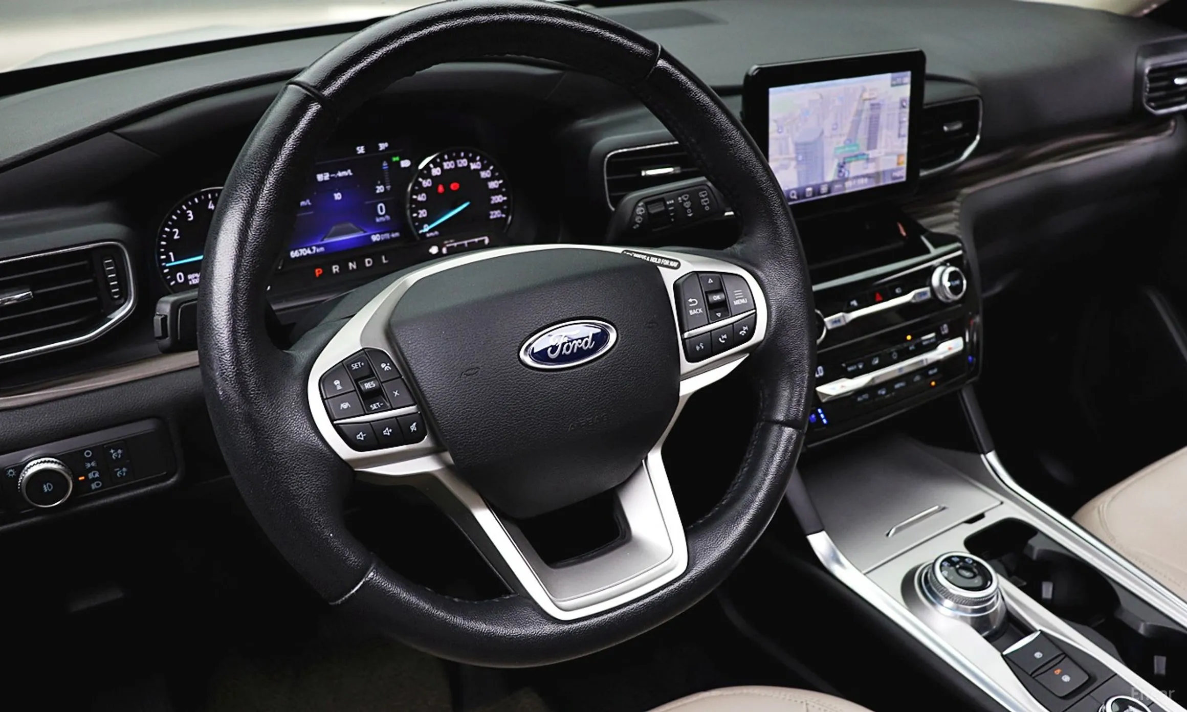 Ford Explorer 6th Generation превью 13