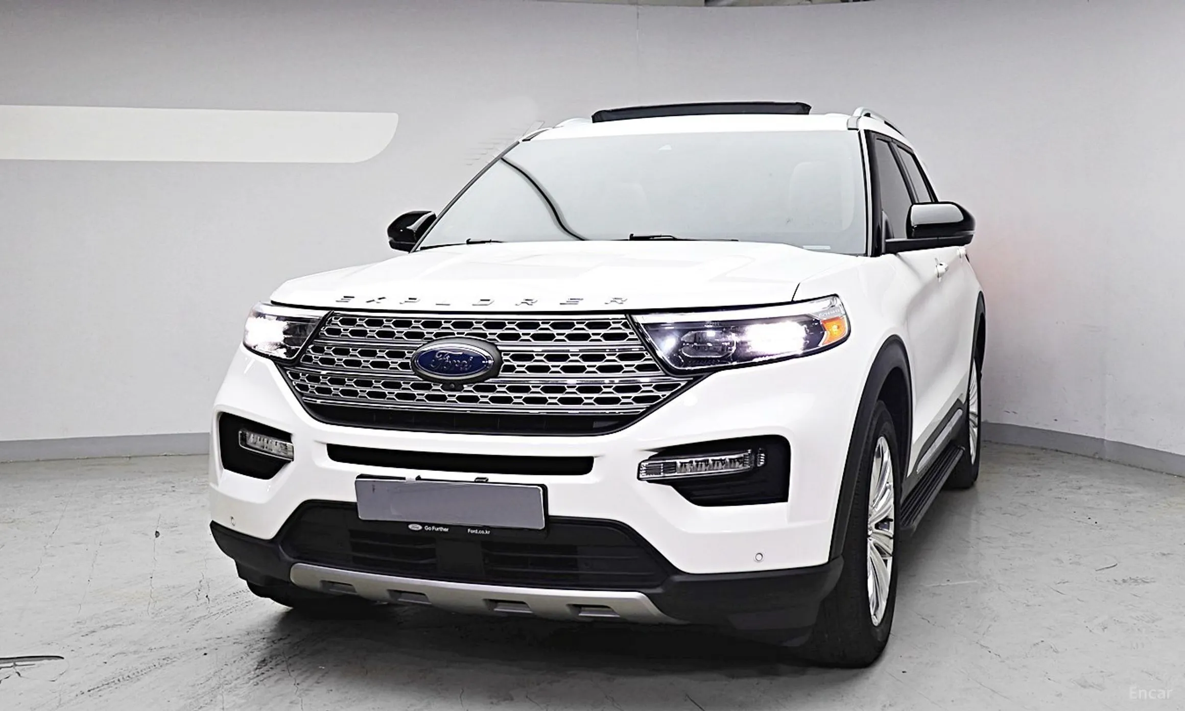 Ford Explorer 6th Generation превью 3