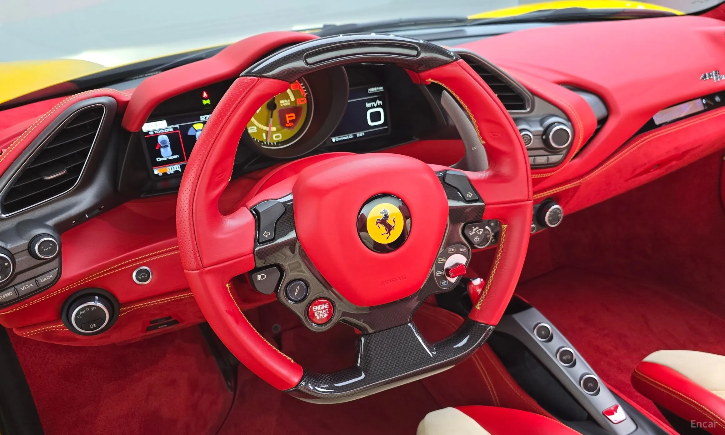Ferrari 488 Spider превью 11