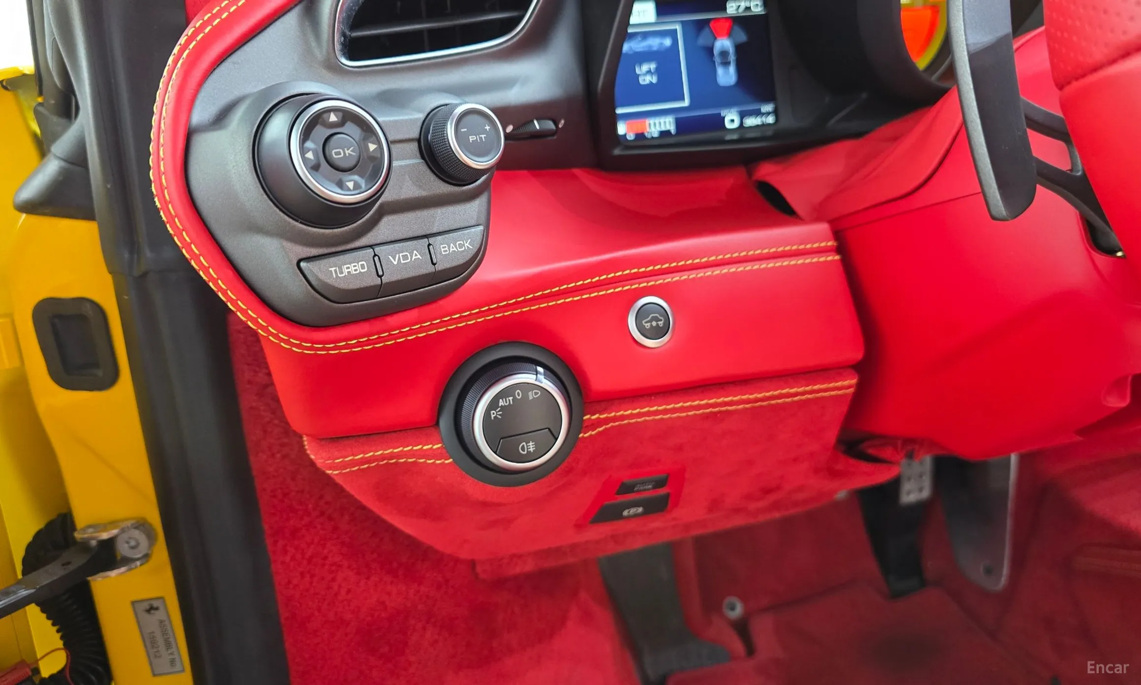 Ferrari 488 Spider превью 12
