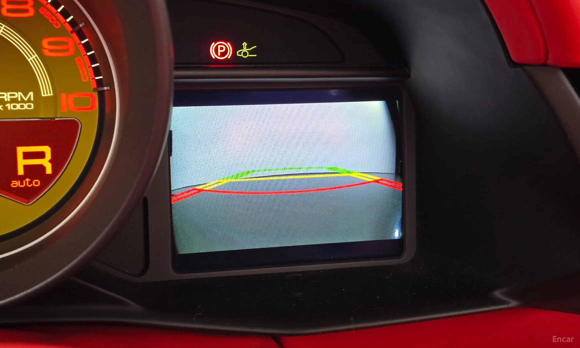Ferrari 488 Spider превью 13