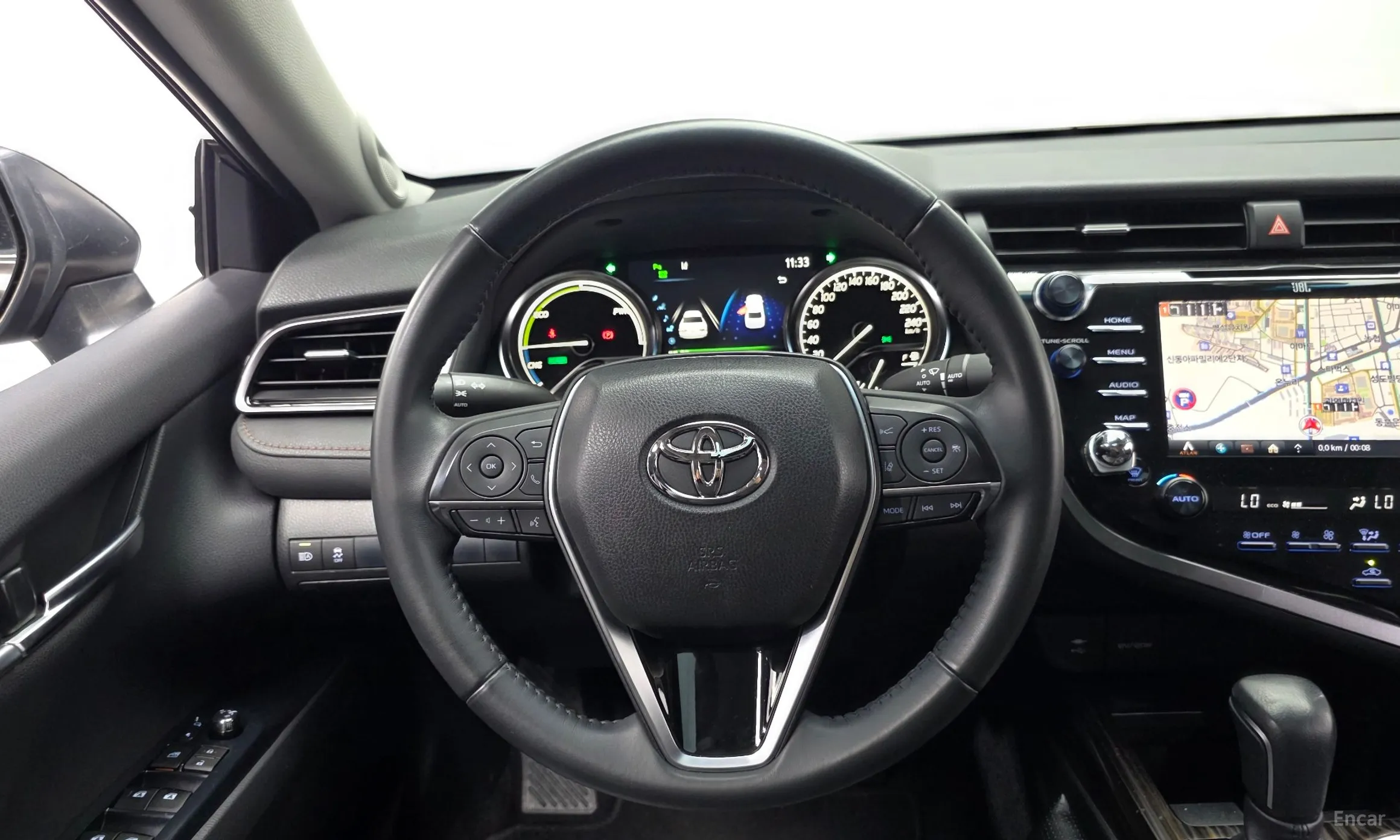 Toyota Camry (XV70) превью 13