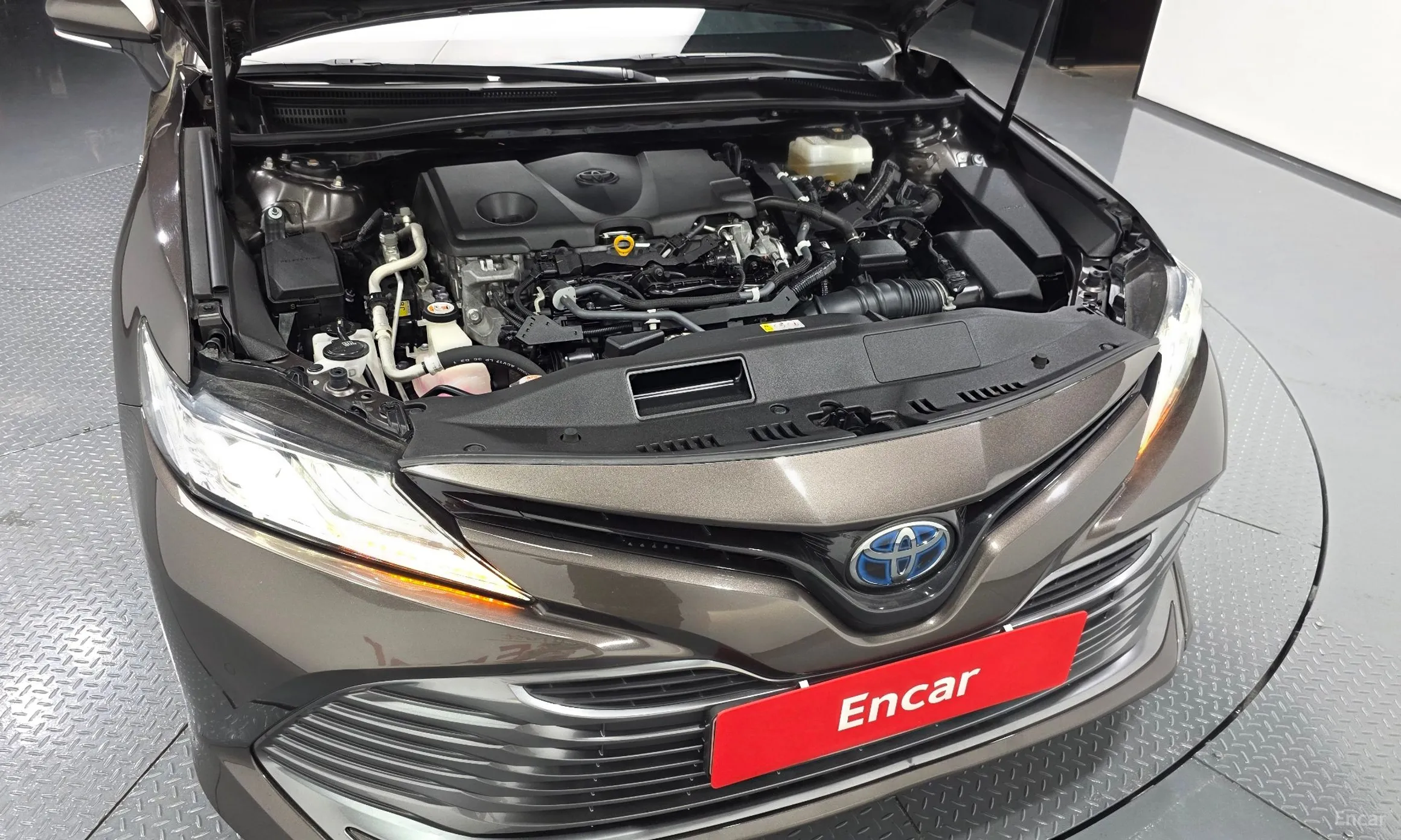 Toyota Camry (XV70) превью 6