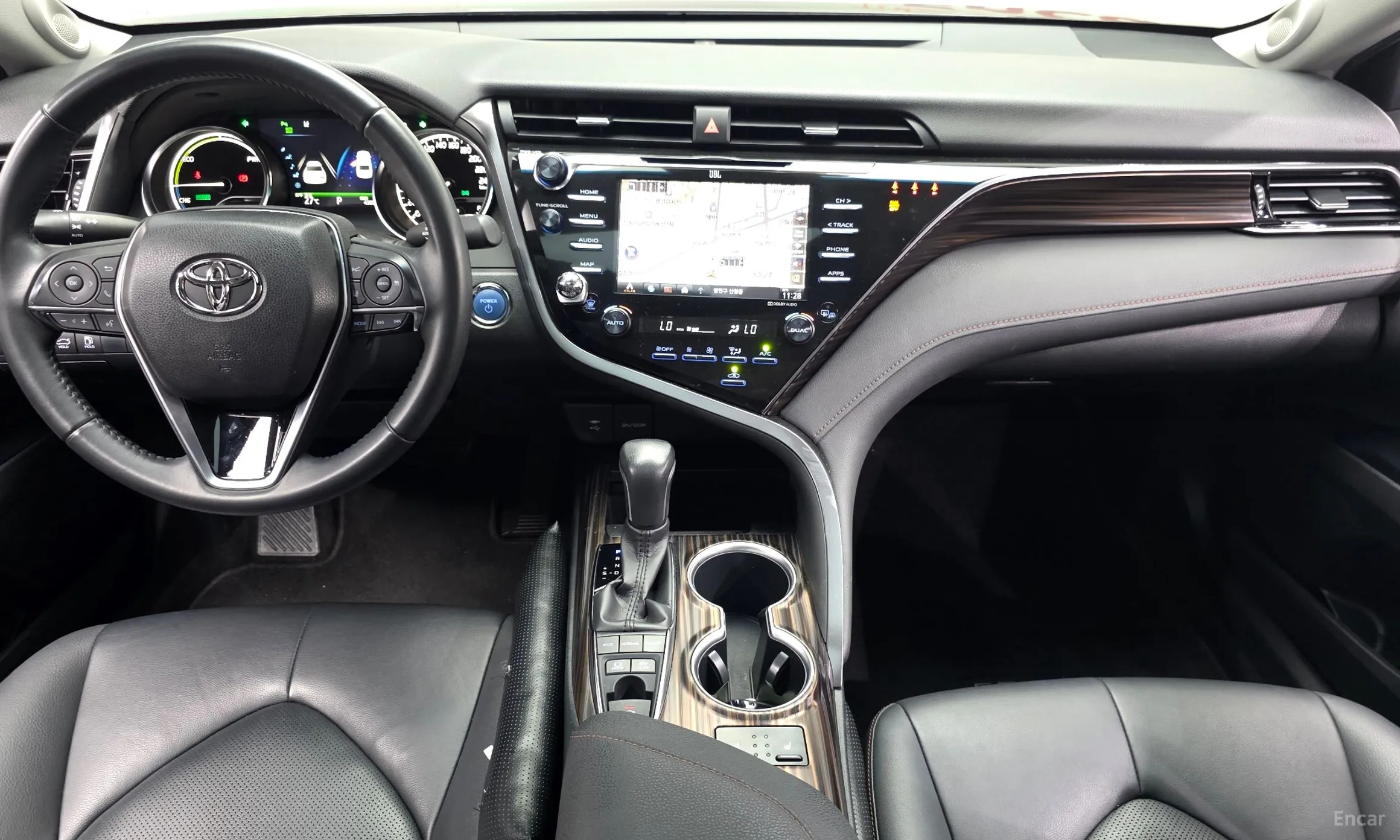 Toyota Camry (XV70) превью 7