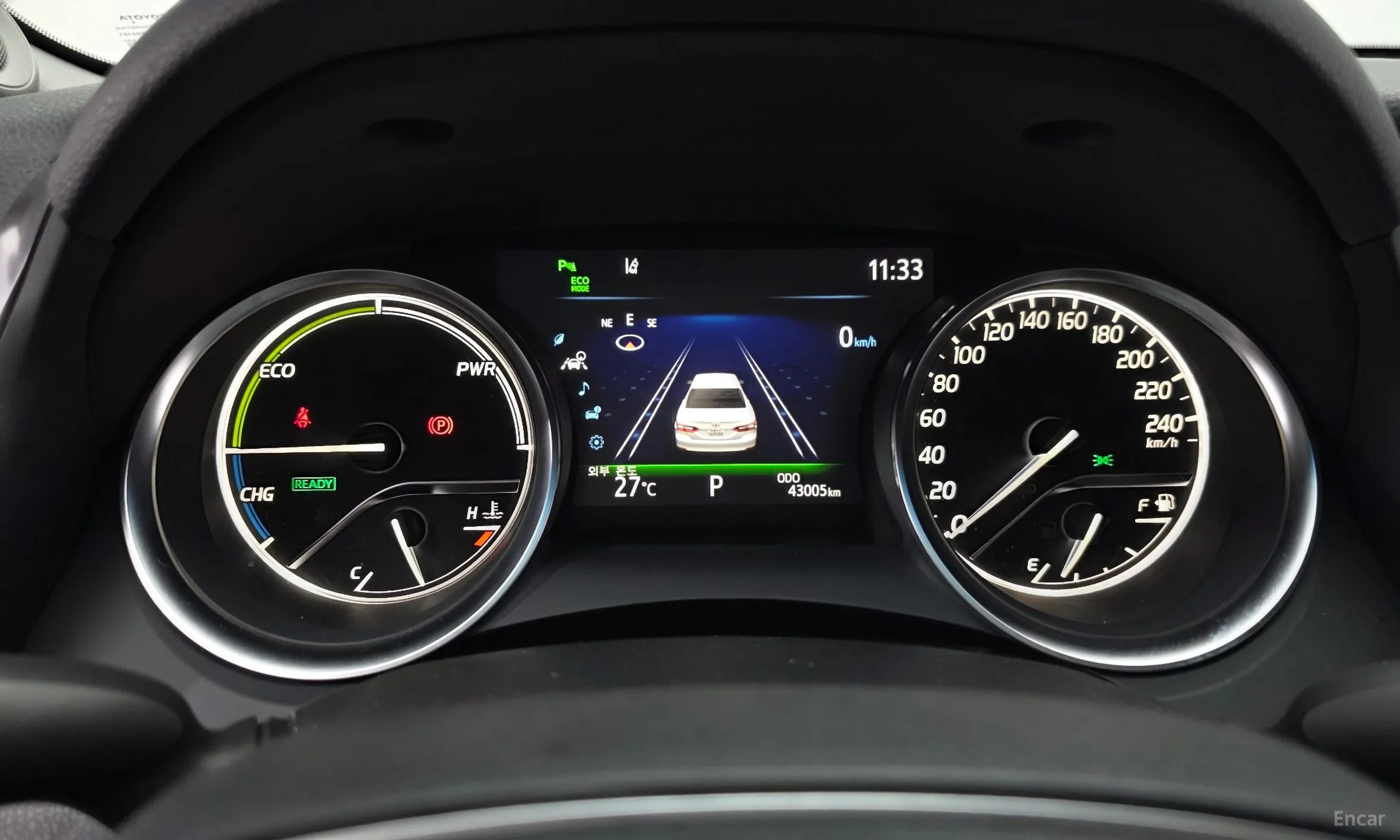 Toyota Camry (XV70) превью 8