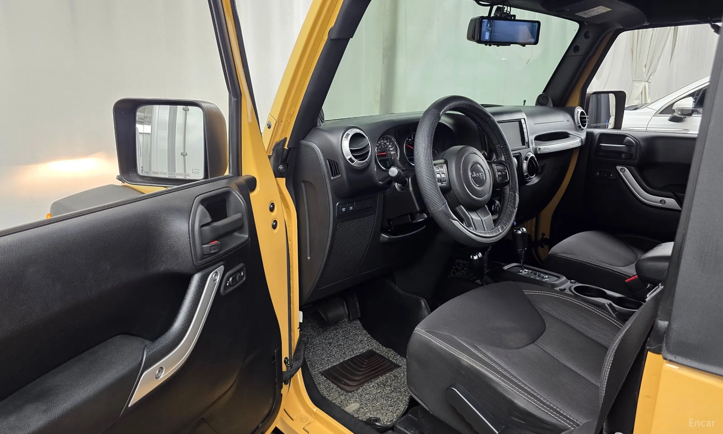 Jeep Wrangler (JK) превью 10