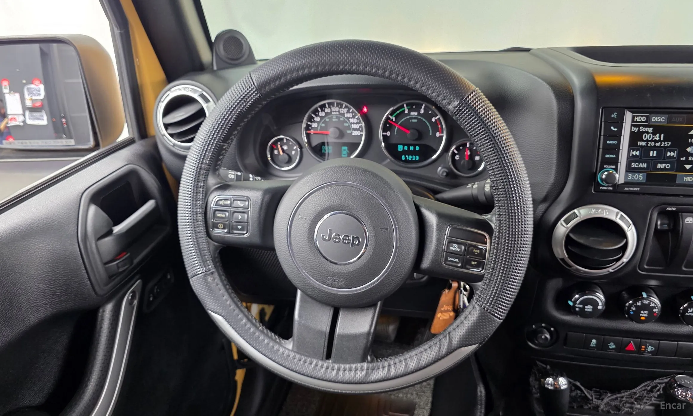 Jeep Wrangler (JK) превью 13