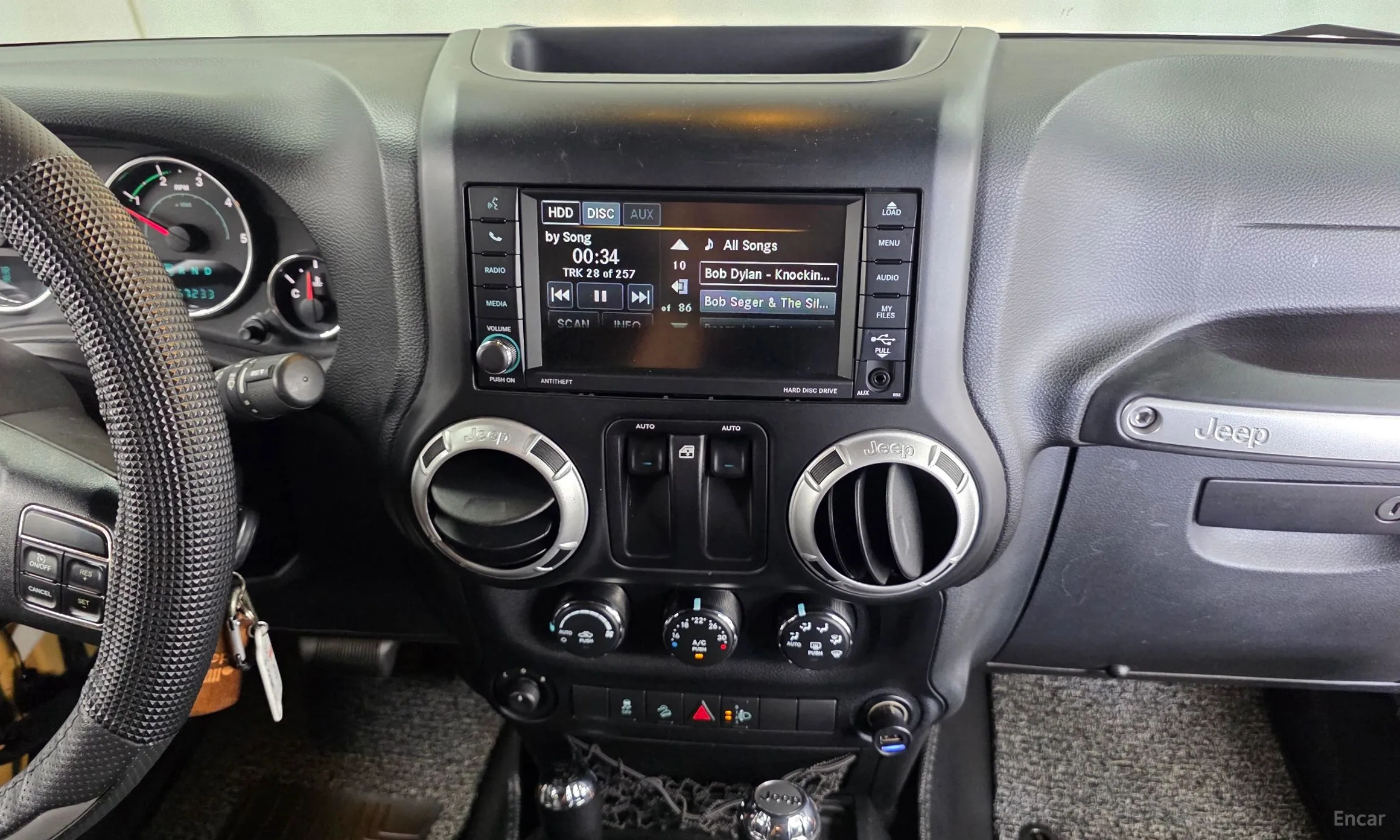 Jeep Wrangler (JK) превью 14