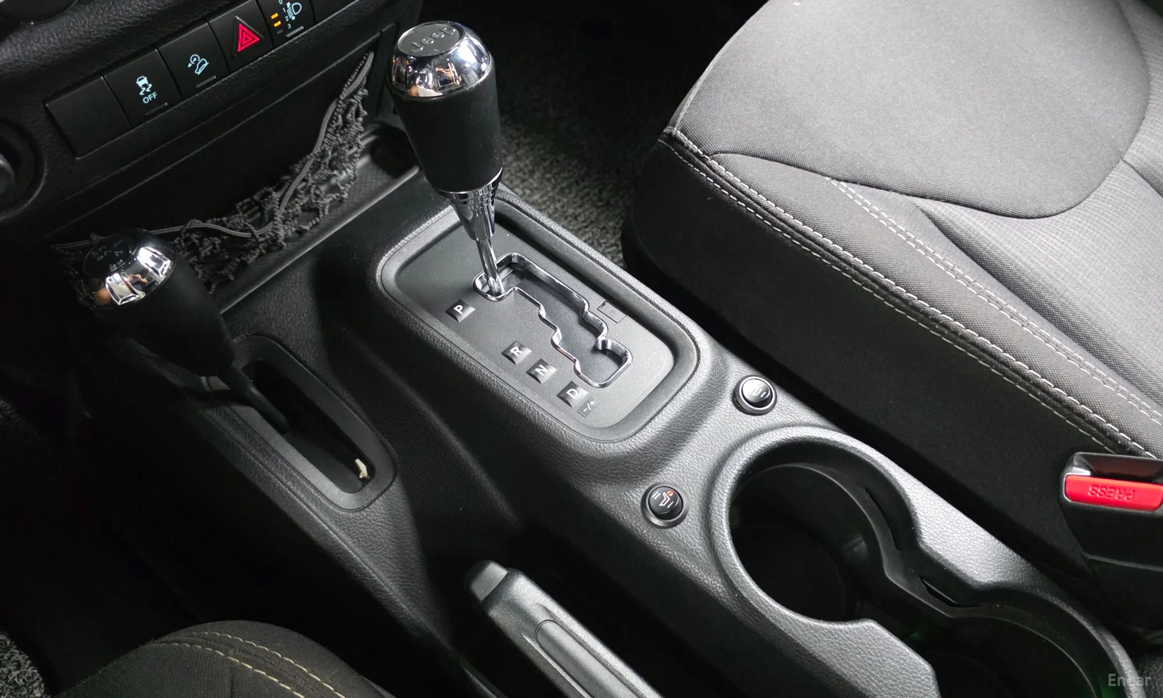 Jeep Wrangler (JK) превью 9