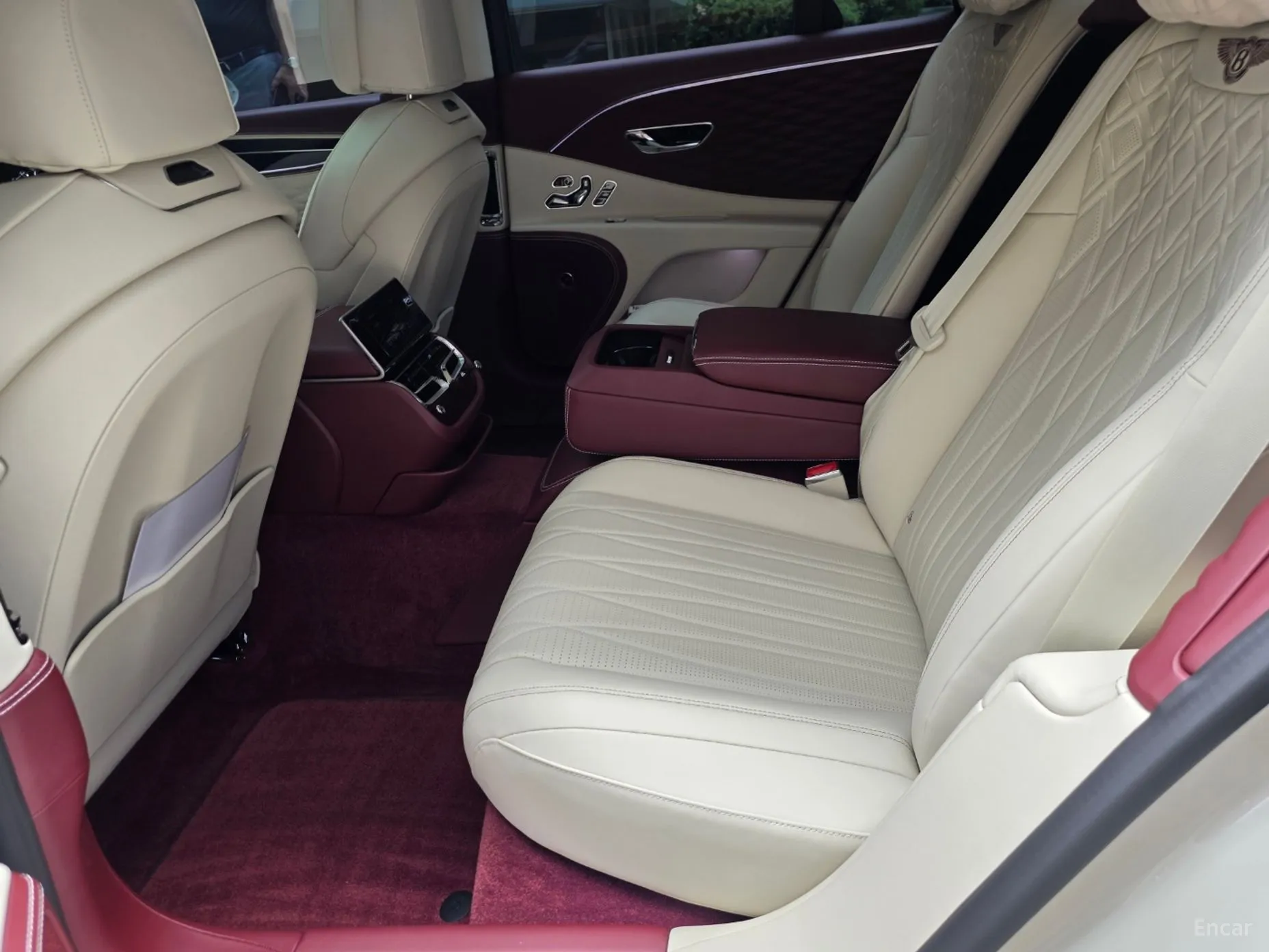 Bentley Flying Spur 3rd Generation превью 7