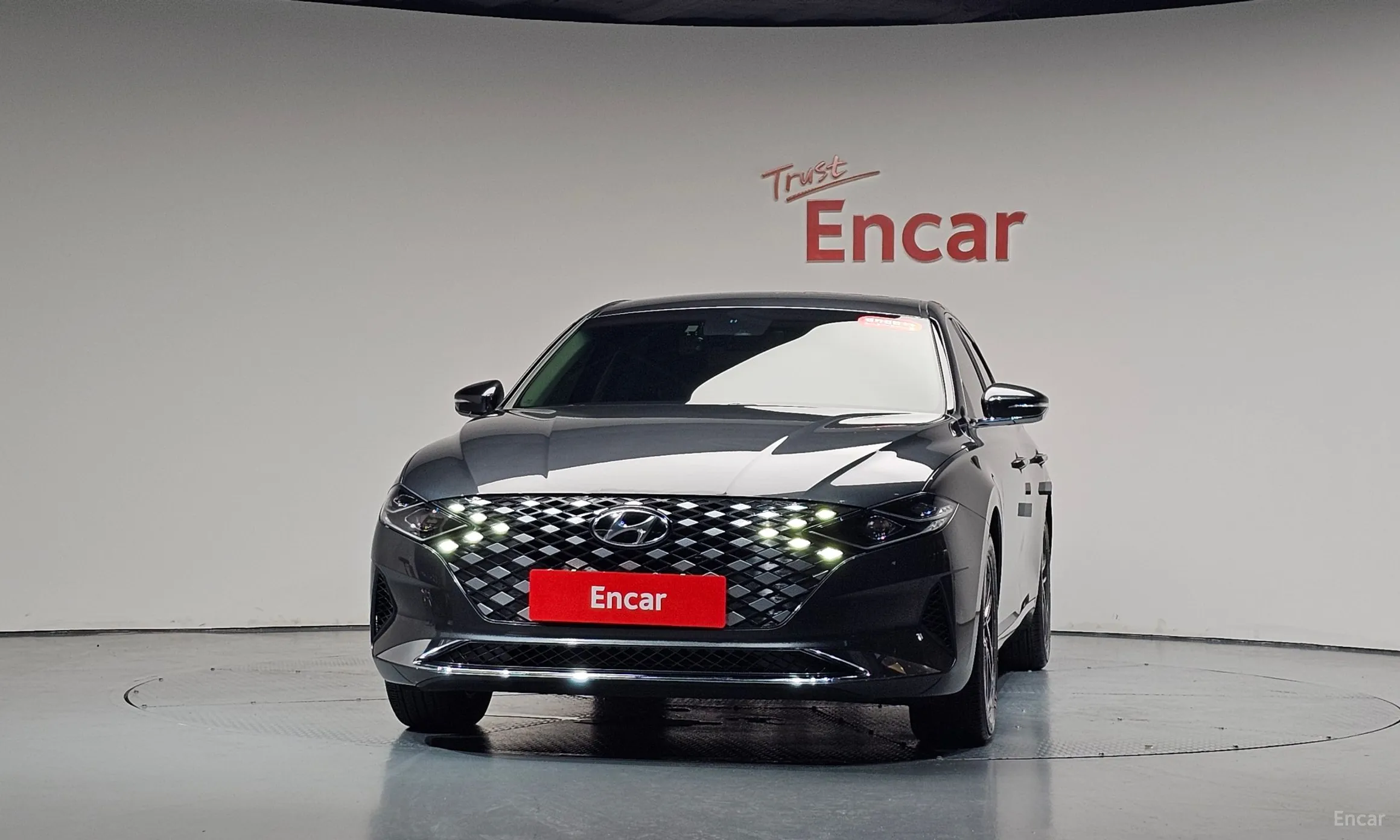 Hyundai Grandeur IG превью 3