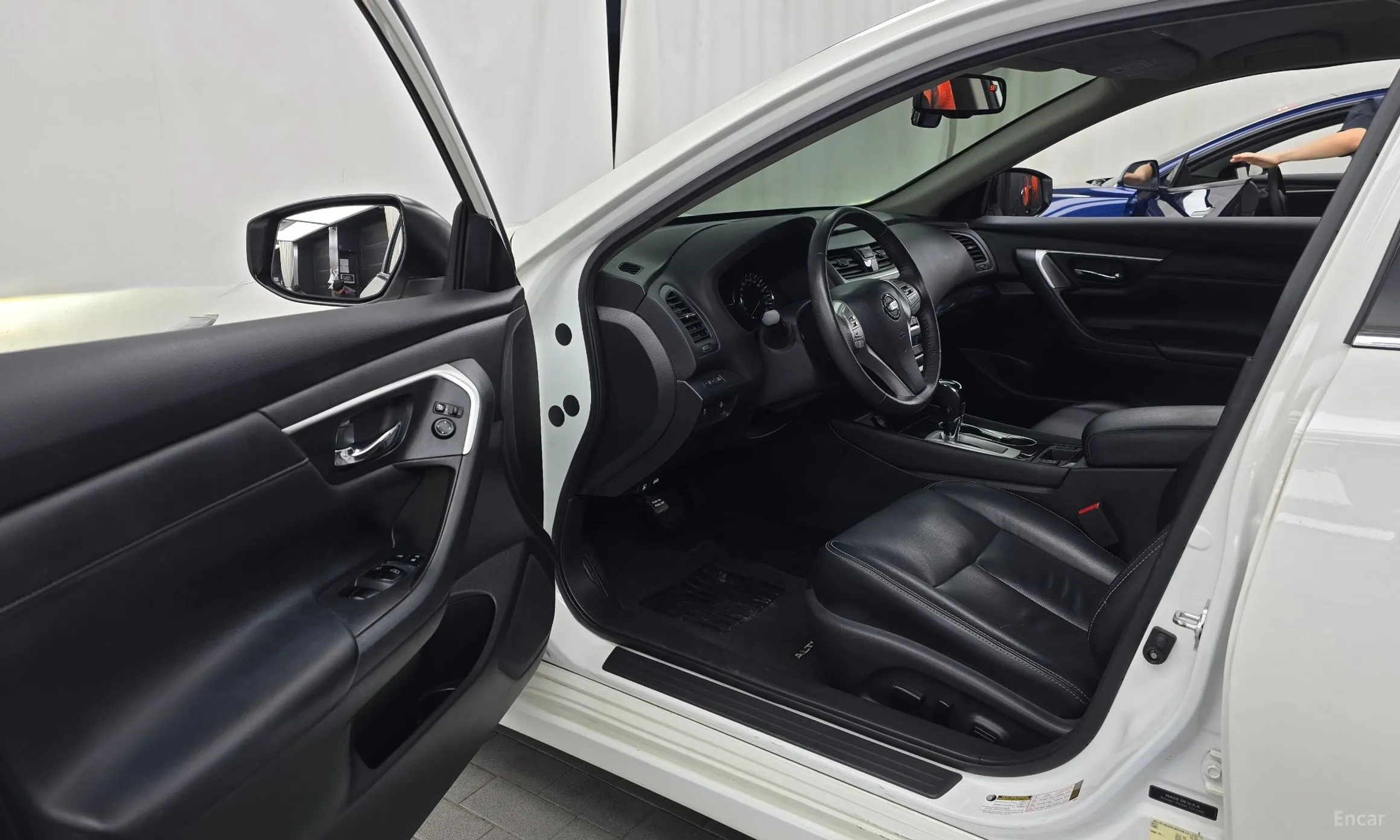 Nissan Altima превью 10