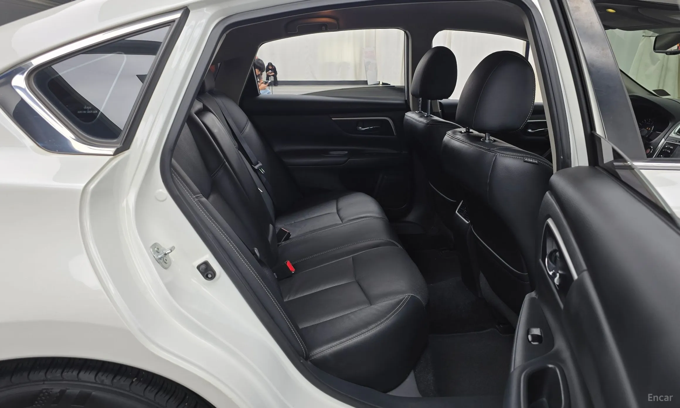 Nissan Altima превью 12