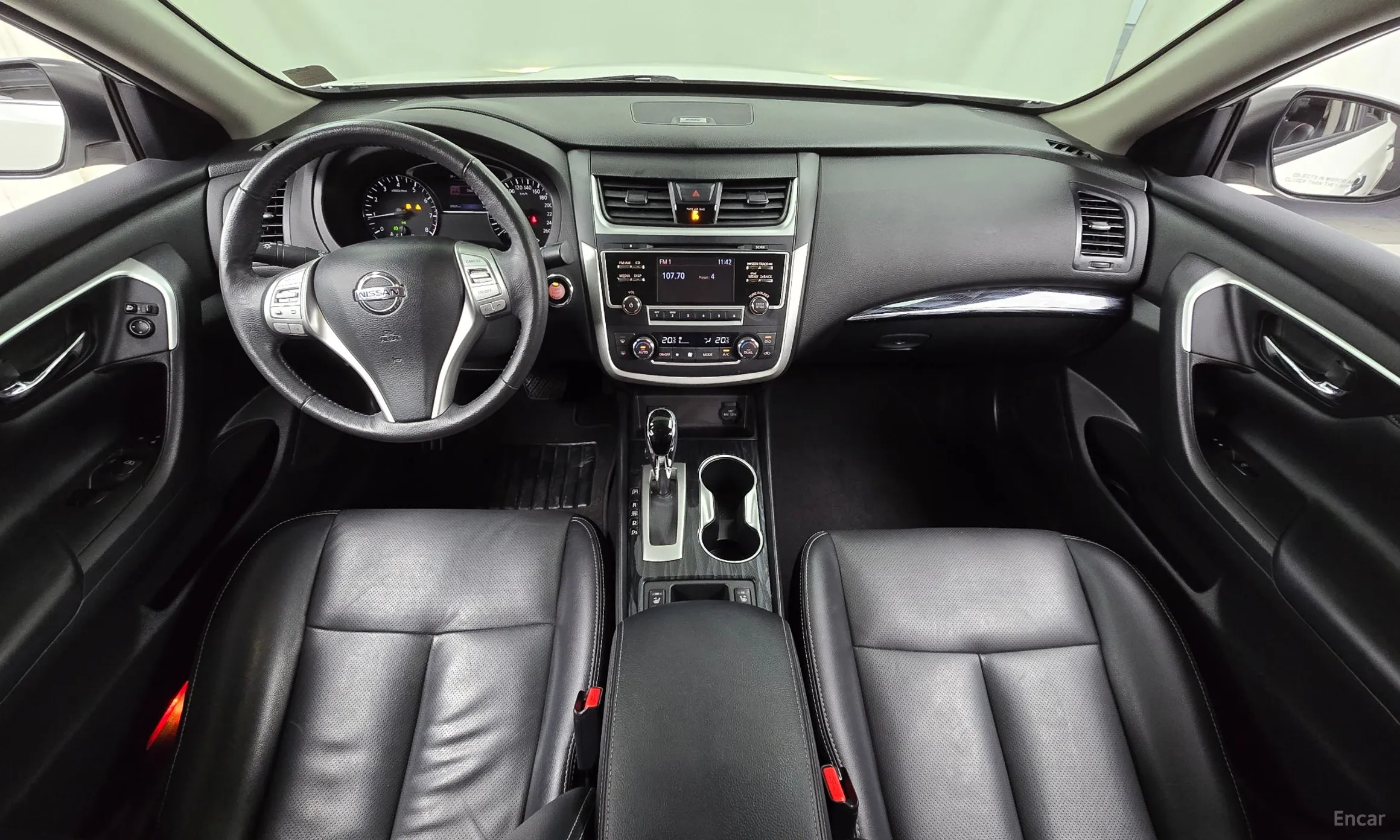 Nissan Altima превью 7