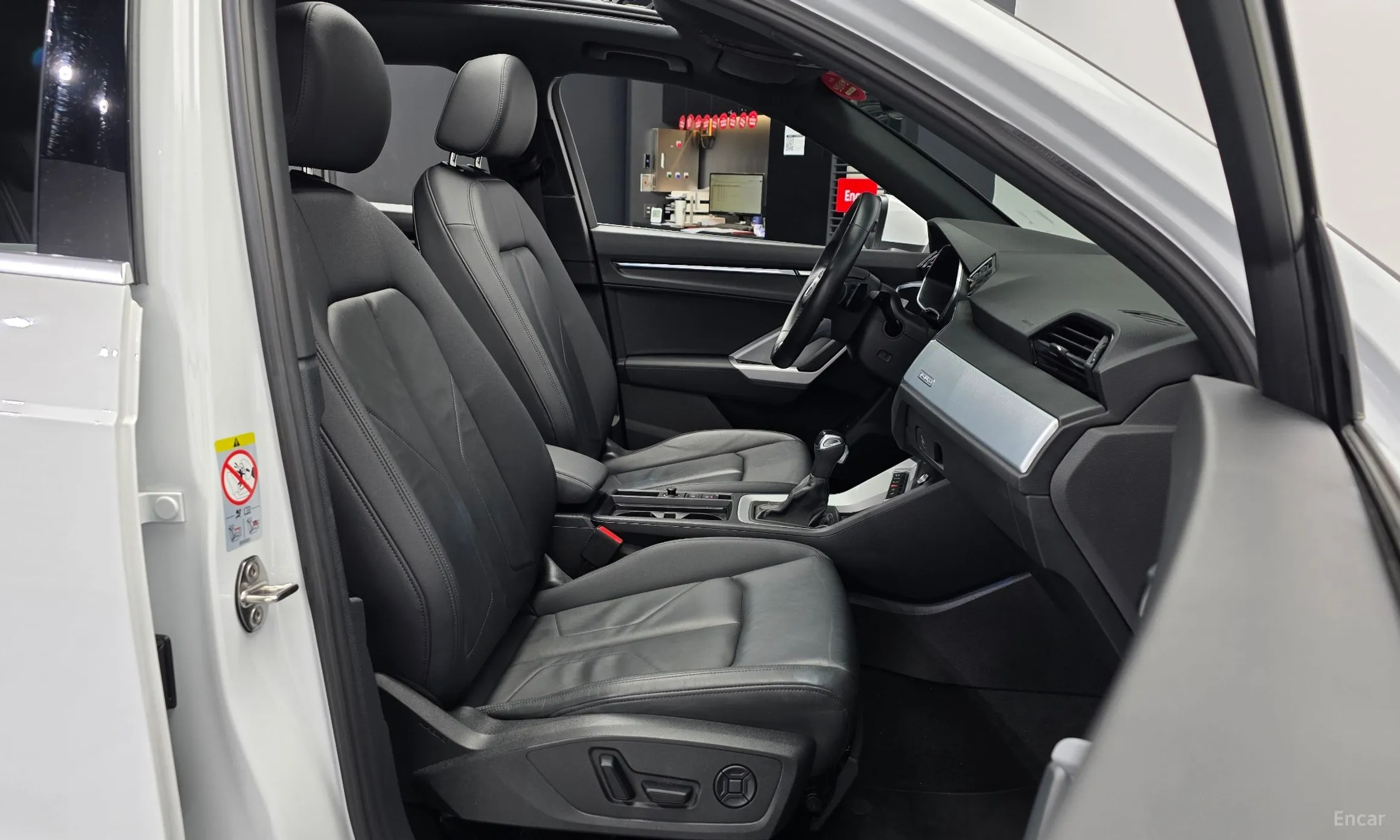 Audi Q3 (F3) превью 11