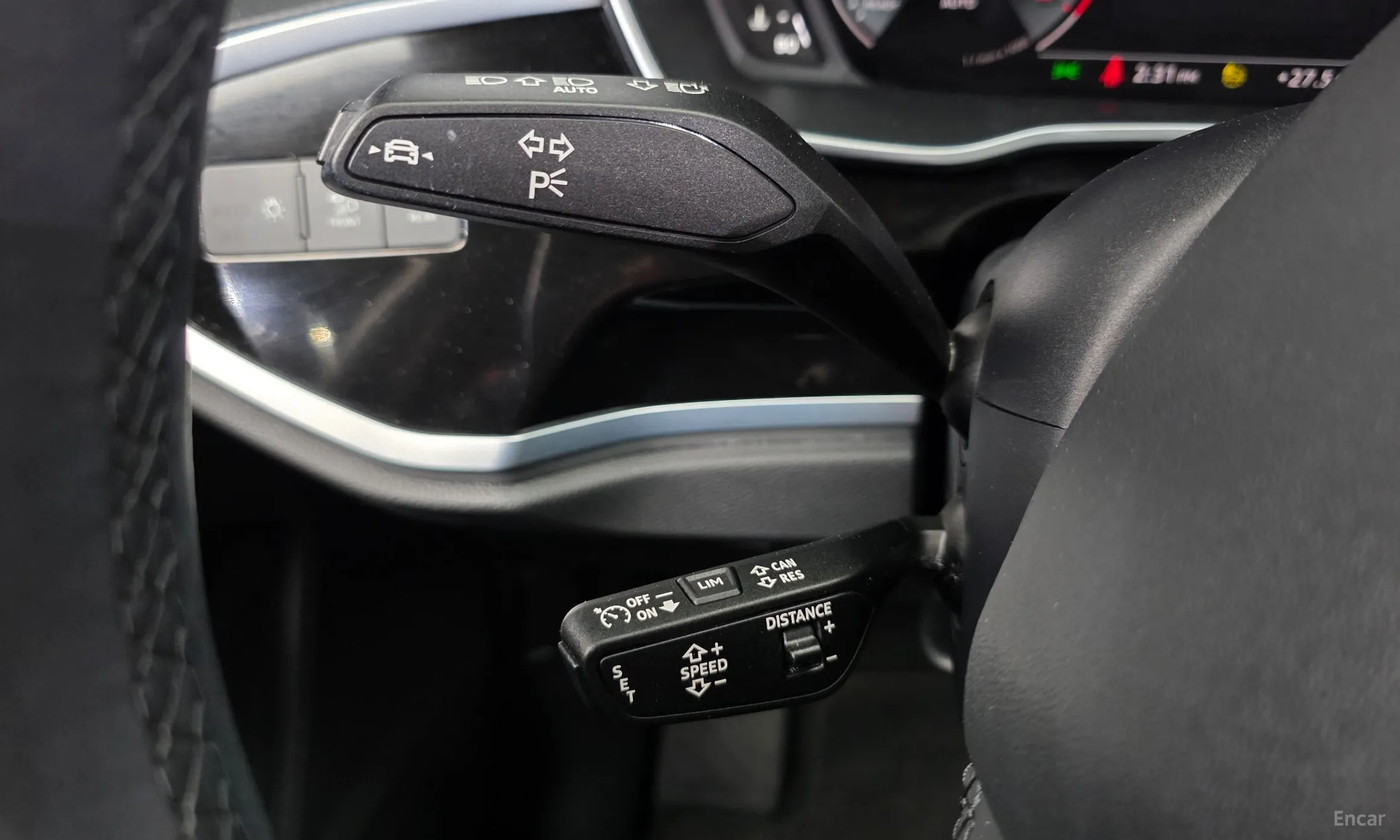 Audi Q3 (F3) превью 18