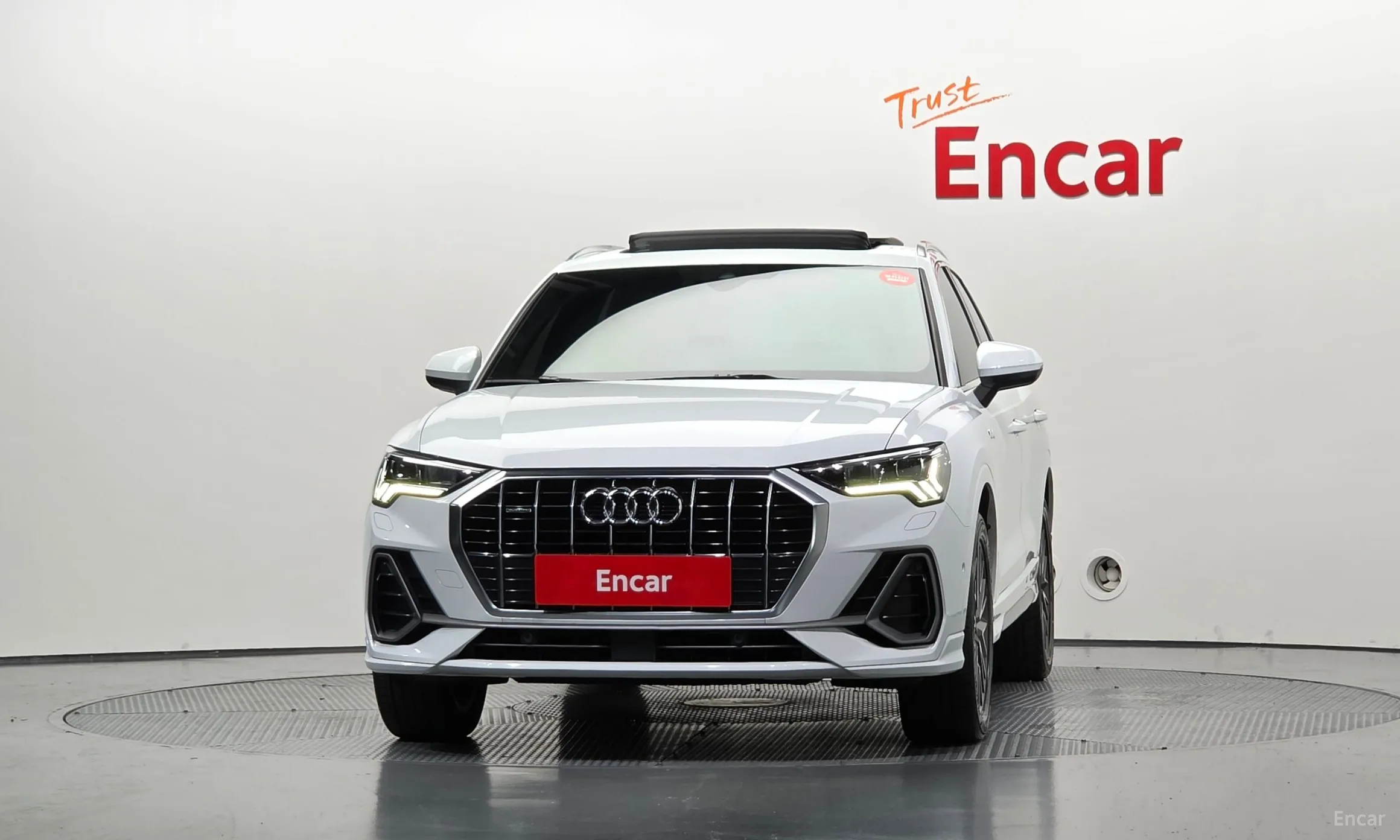 Audi Q3 (F3) превью 3