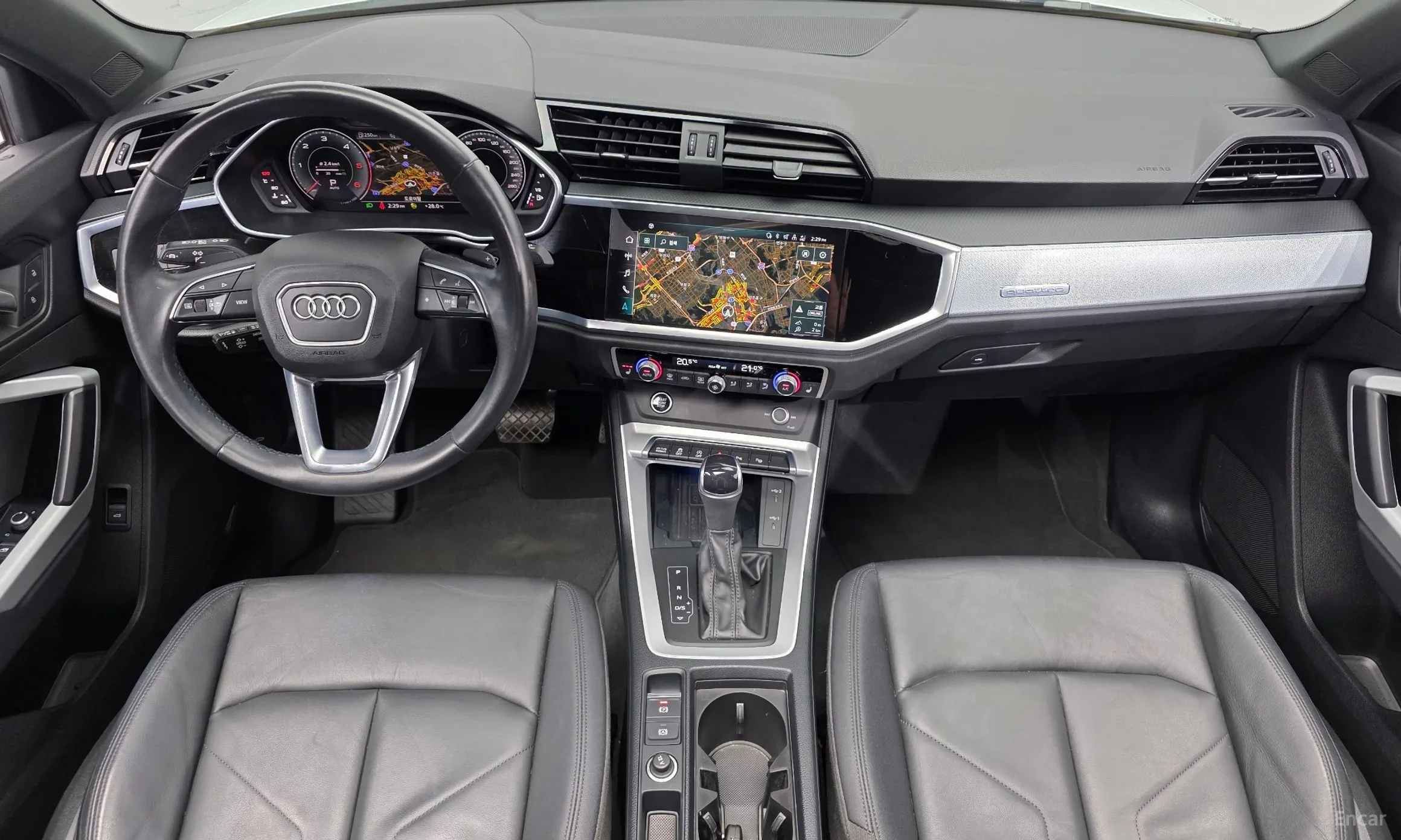 Audi Q3 (F3) превью 7