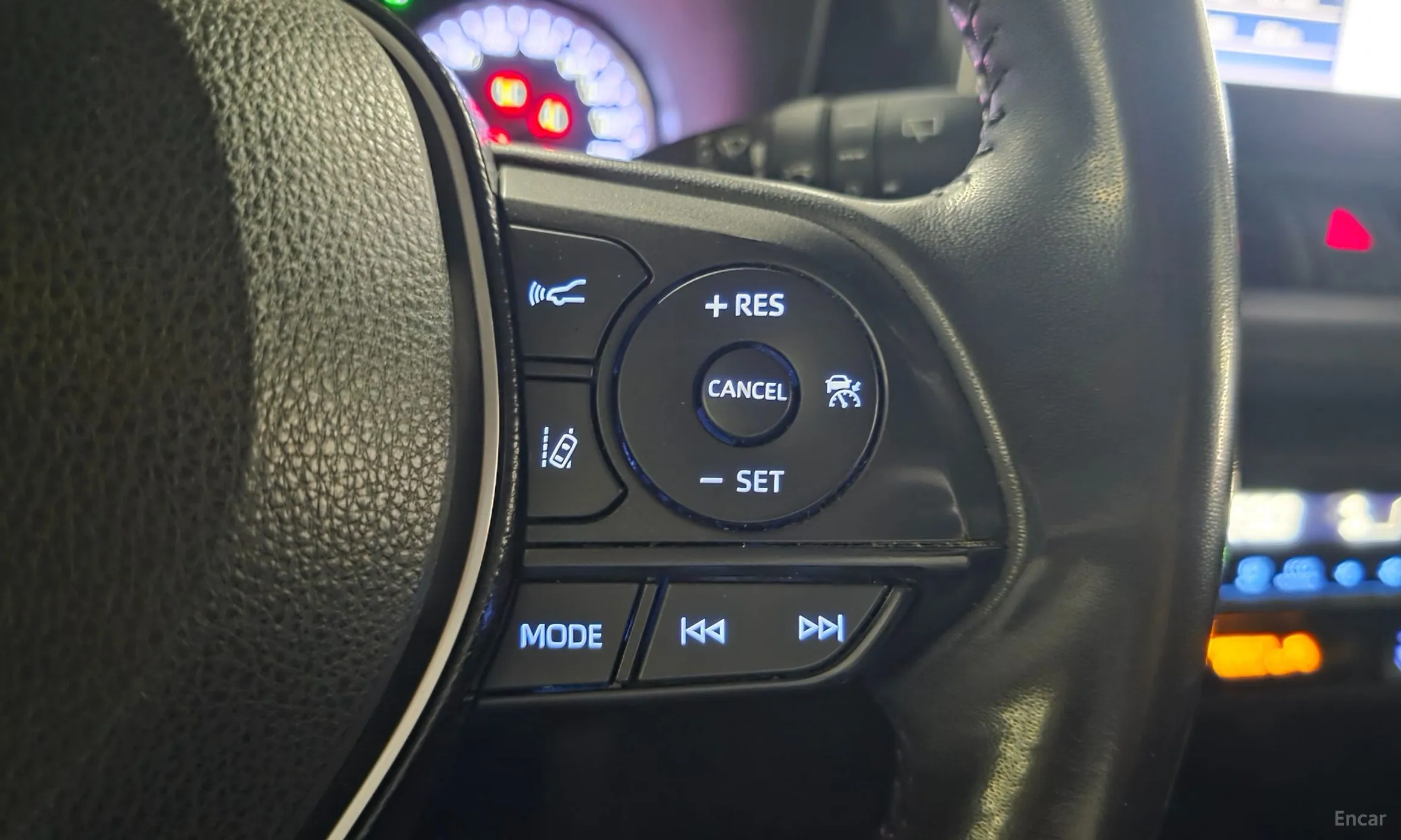 Toyota RAV4 5th Generation превью 5