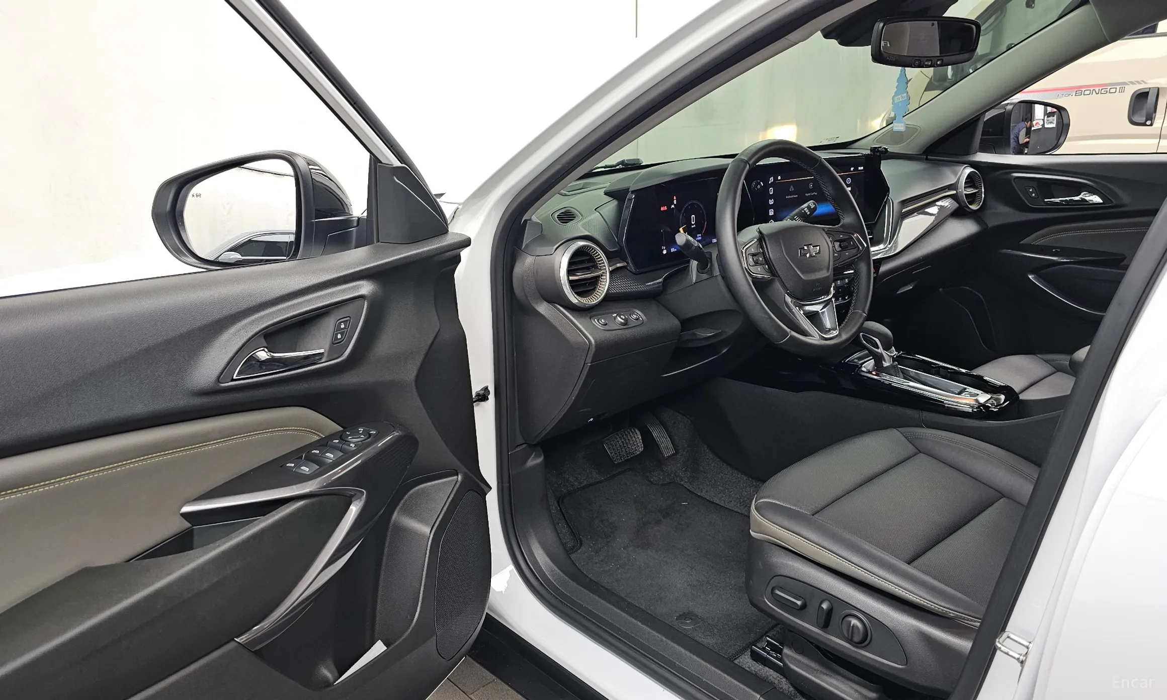 Chevrolet (GM Daewoo) Trax Crossover превью 10