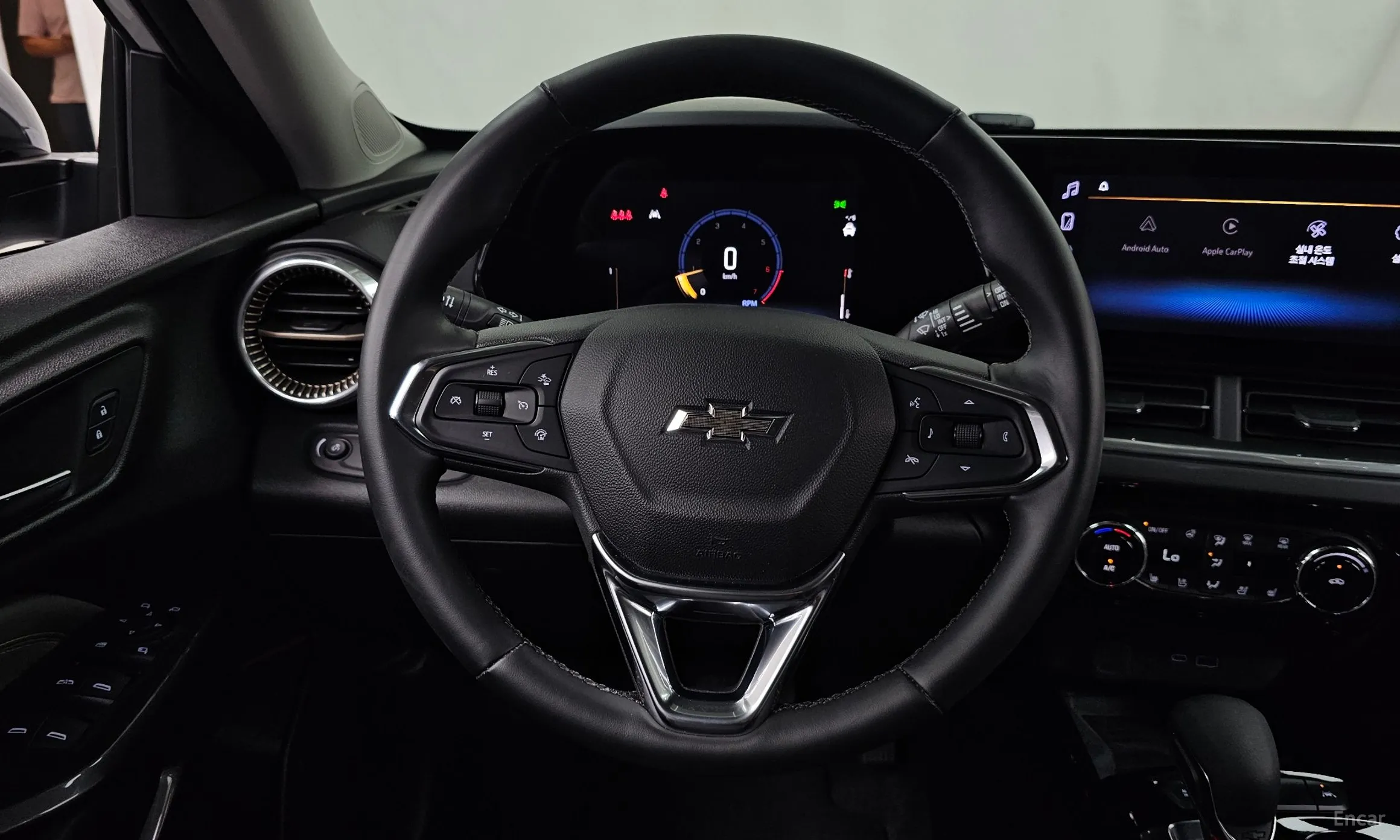 Chevrolet (GM Daewoo) Trax Crossover превью 13