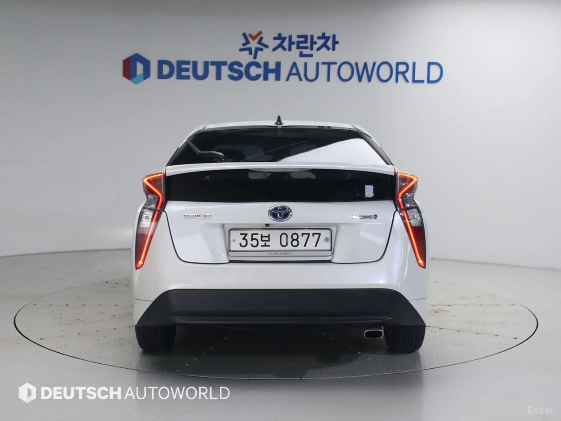 Toyota Prius 4th Generation превью 4