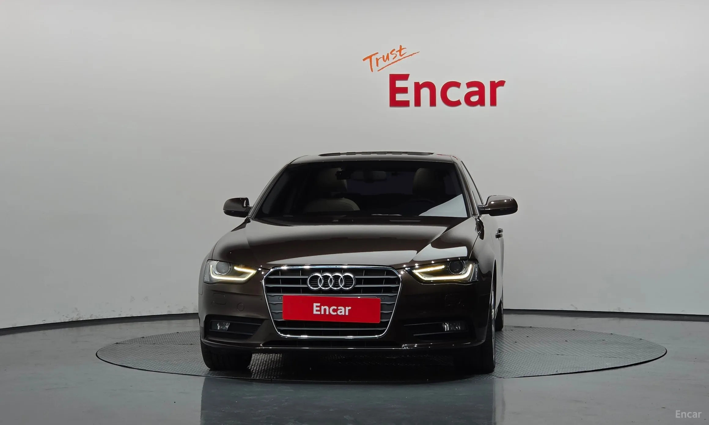 Audi New A4 превью 3