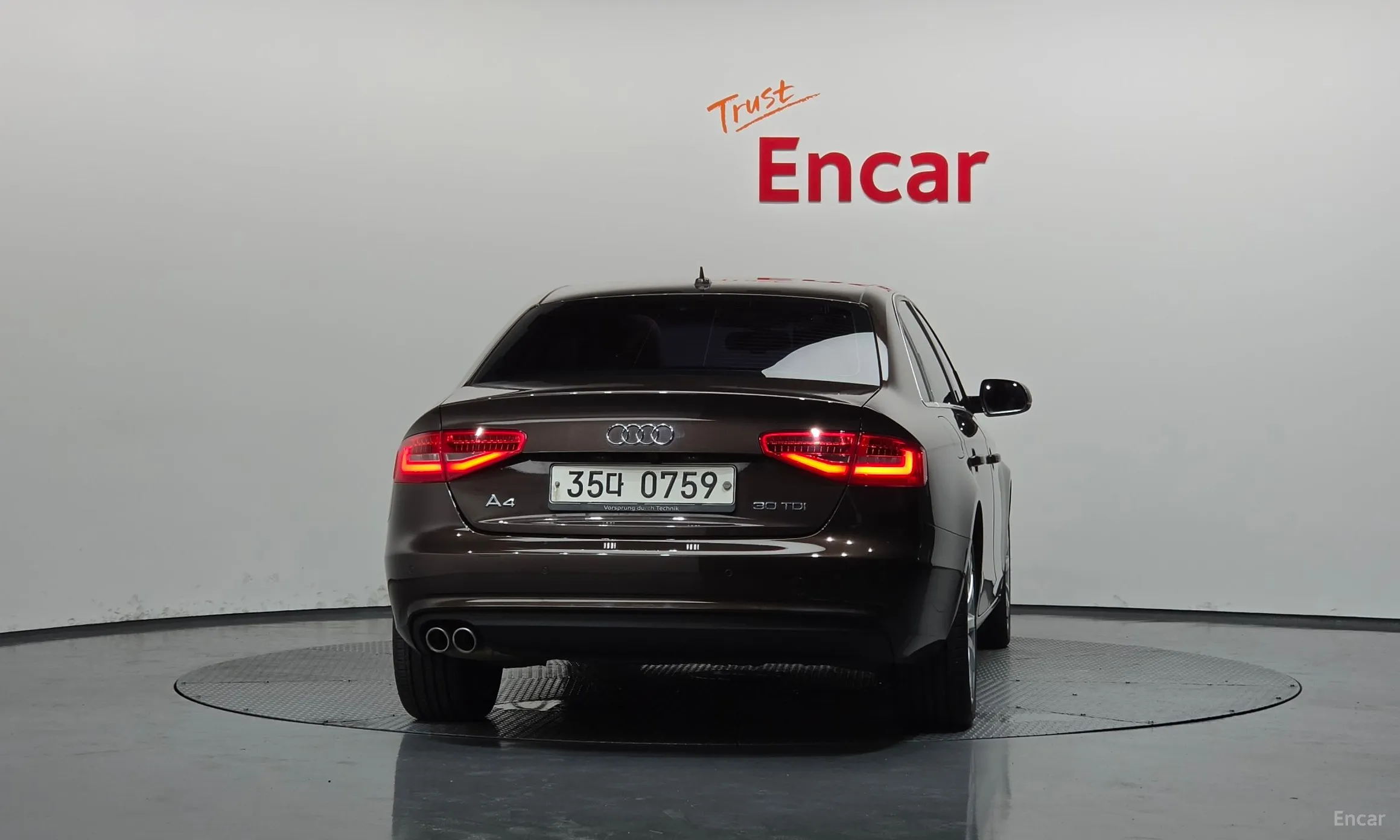 Audi New A4 превью 4
