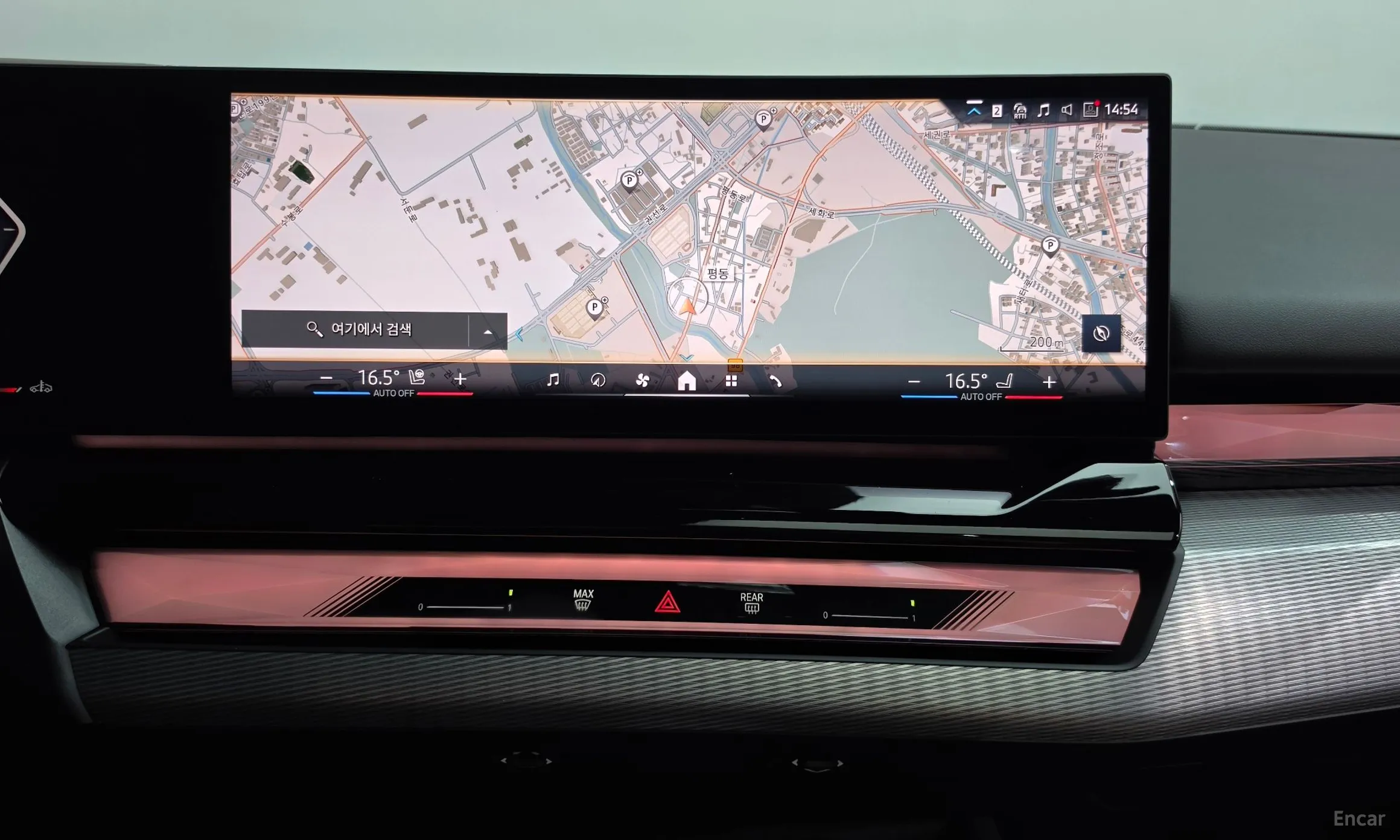 BMW 5 Series (G60) превью 12