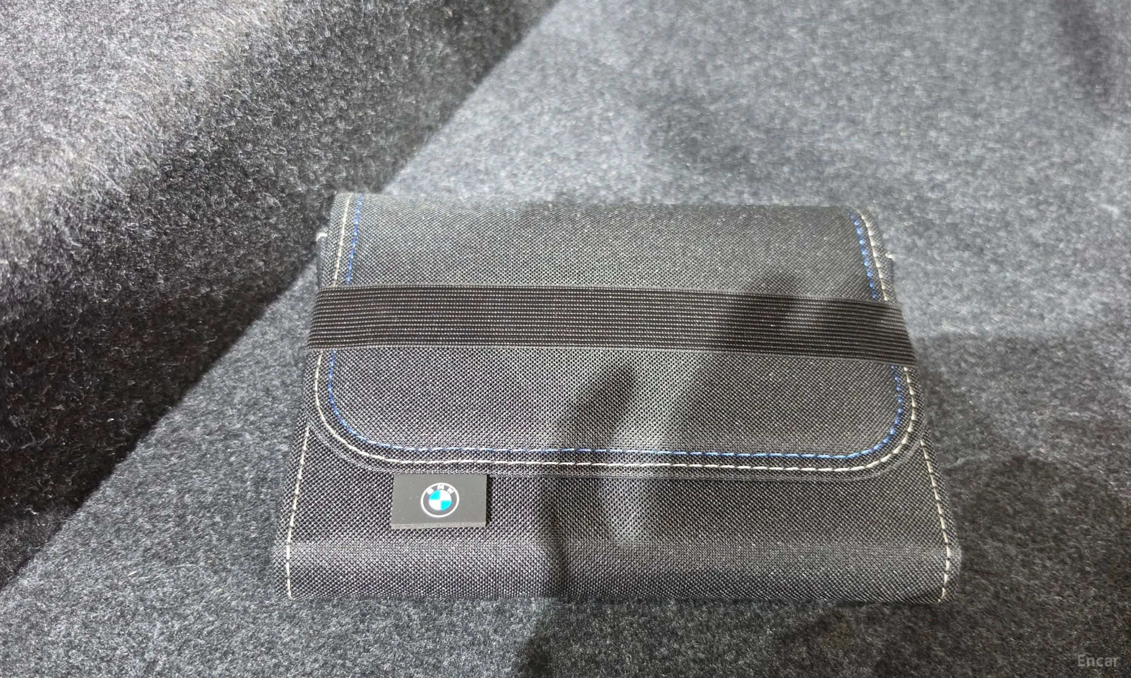 BMW 5 Series (G60) превью 16