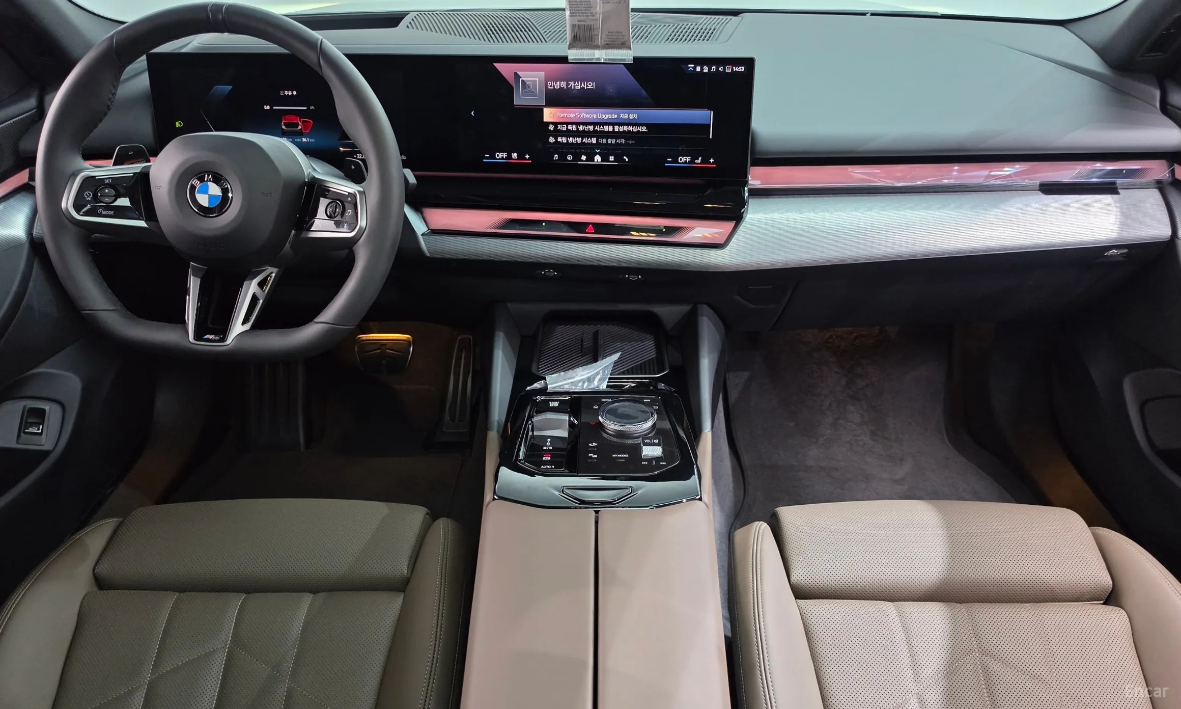 BMW 5 Series (G60) превью 7