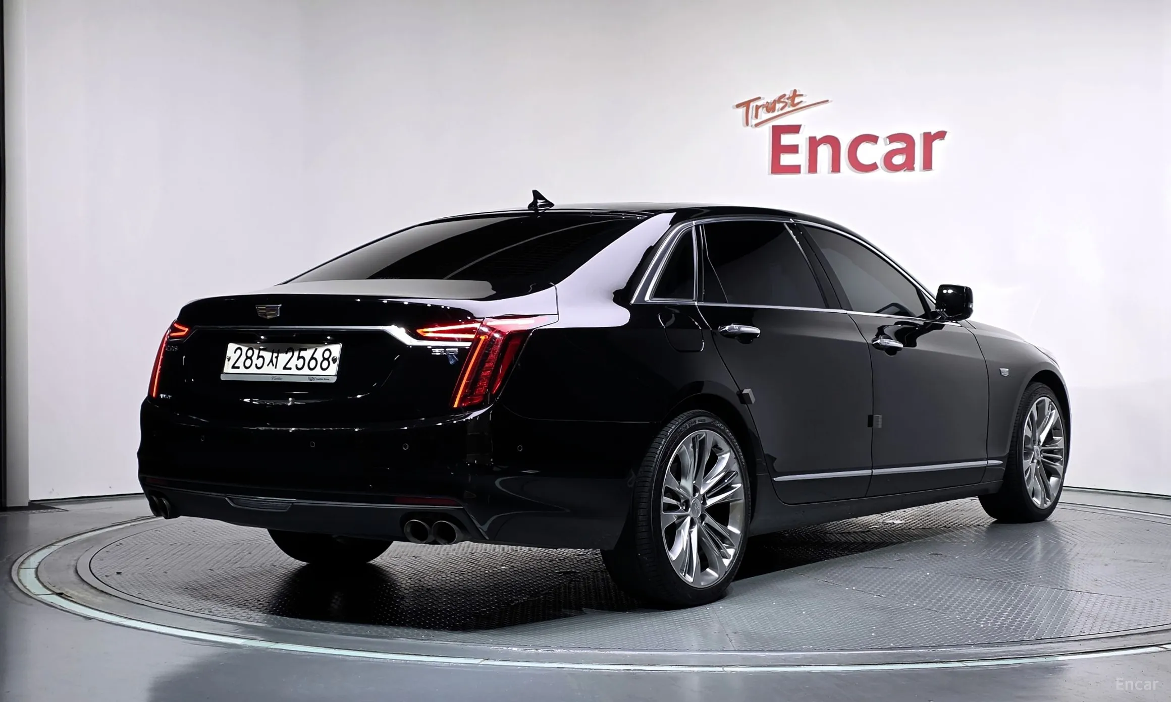 Cadillac CT6 превью 2