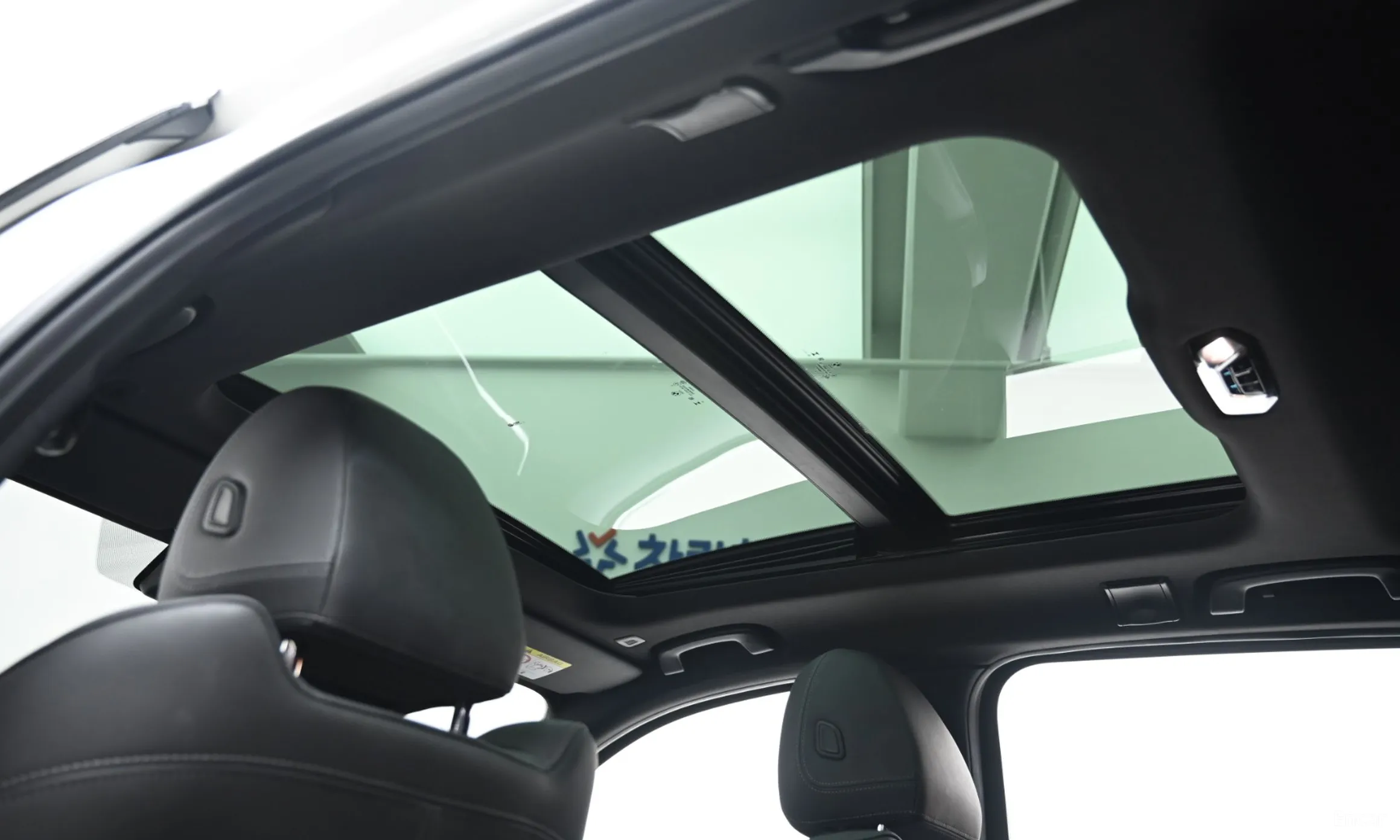 BMW 3 Series (G20) превью 19