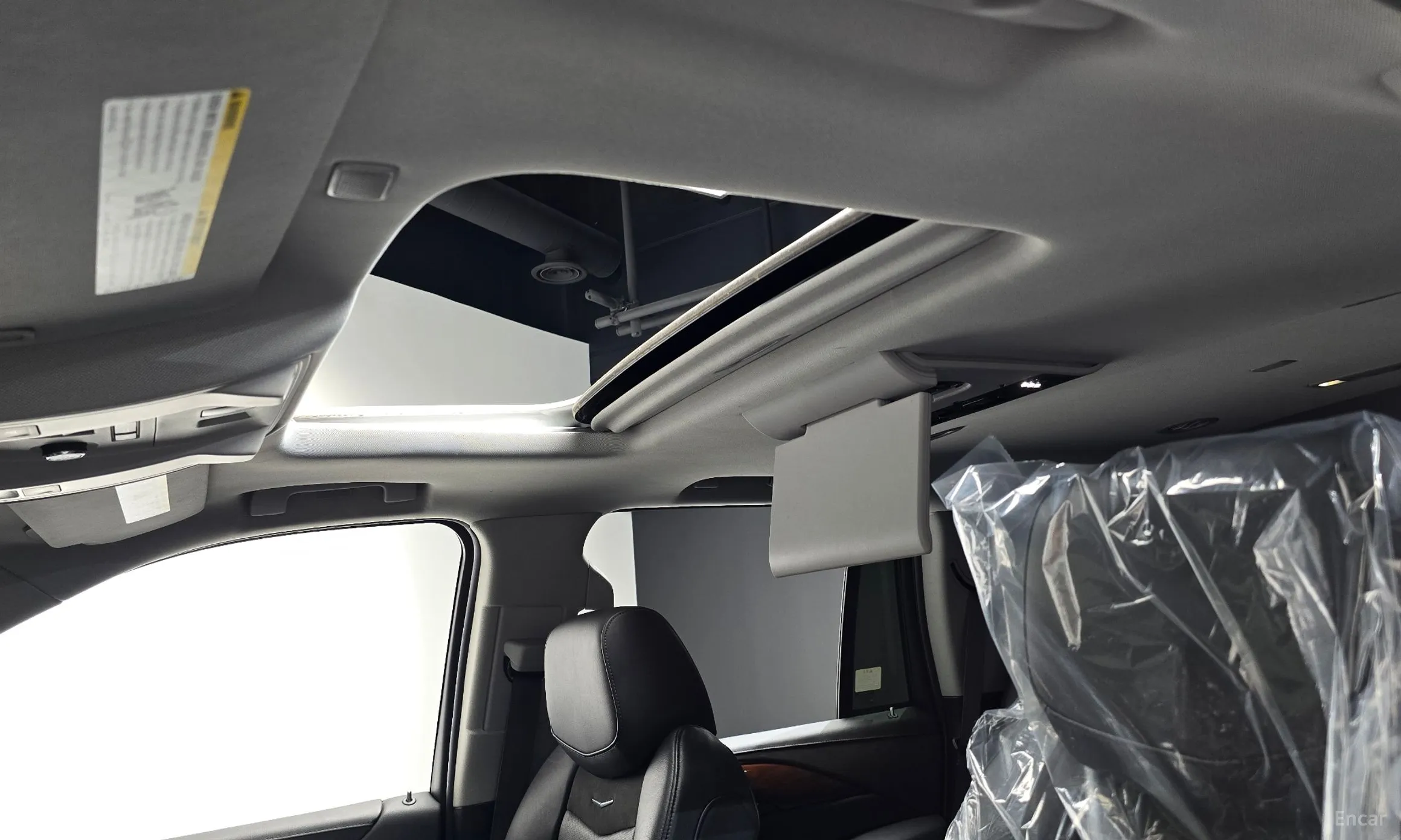 Cadillac Escalade превью 16