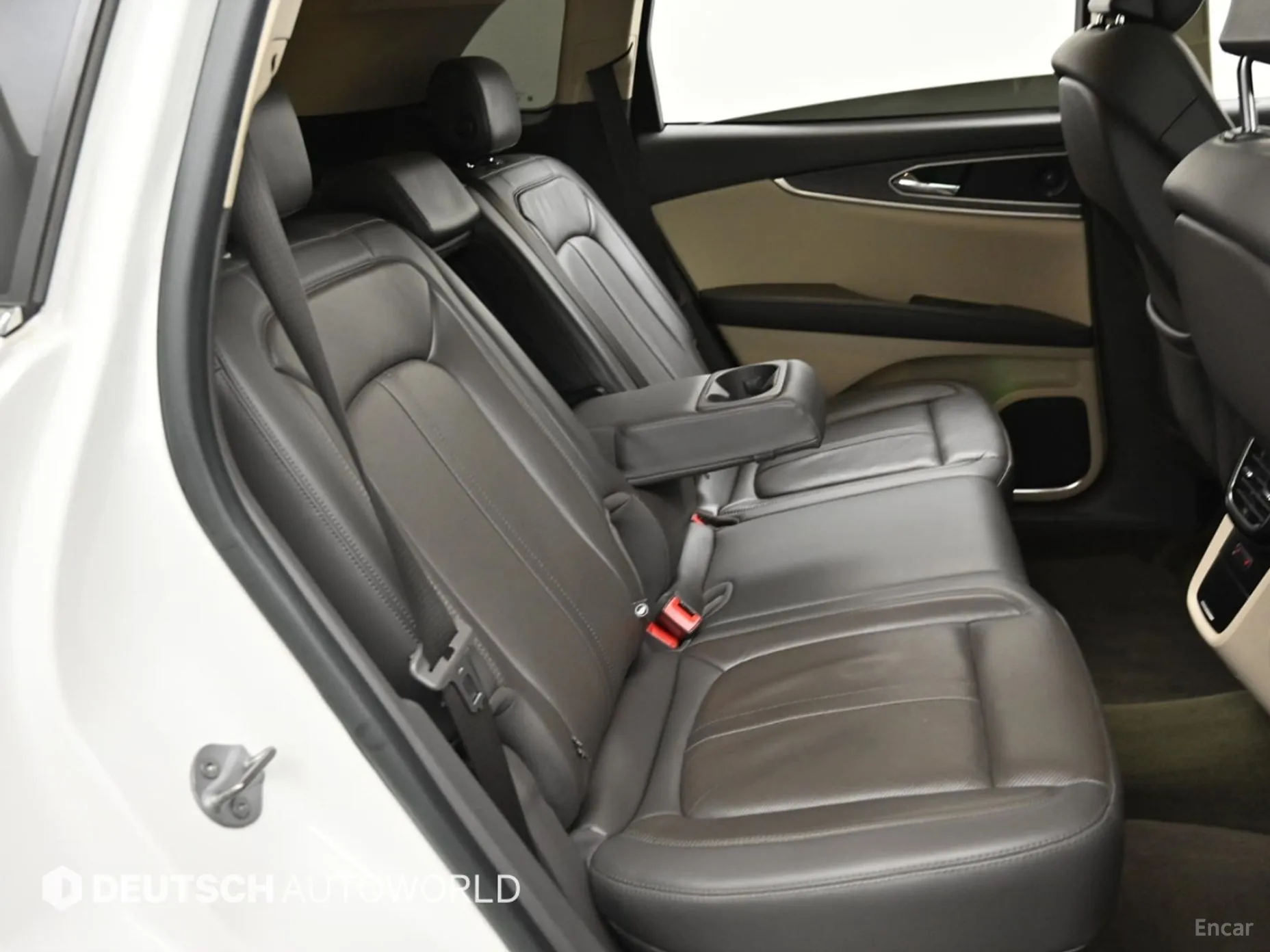 Lincoln Nautilus Gen 1 превью 12